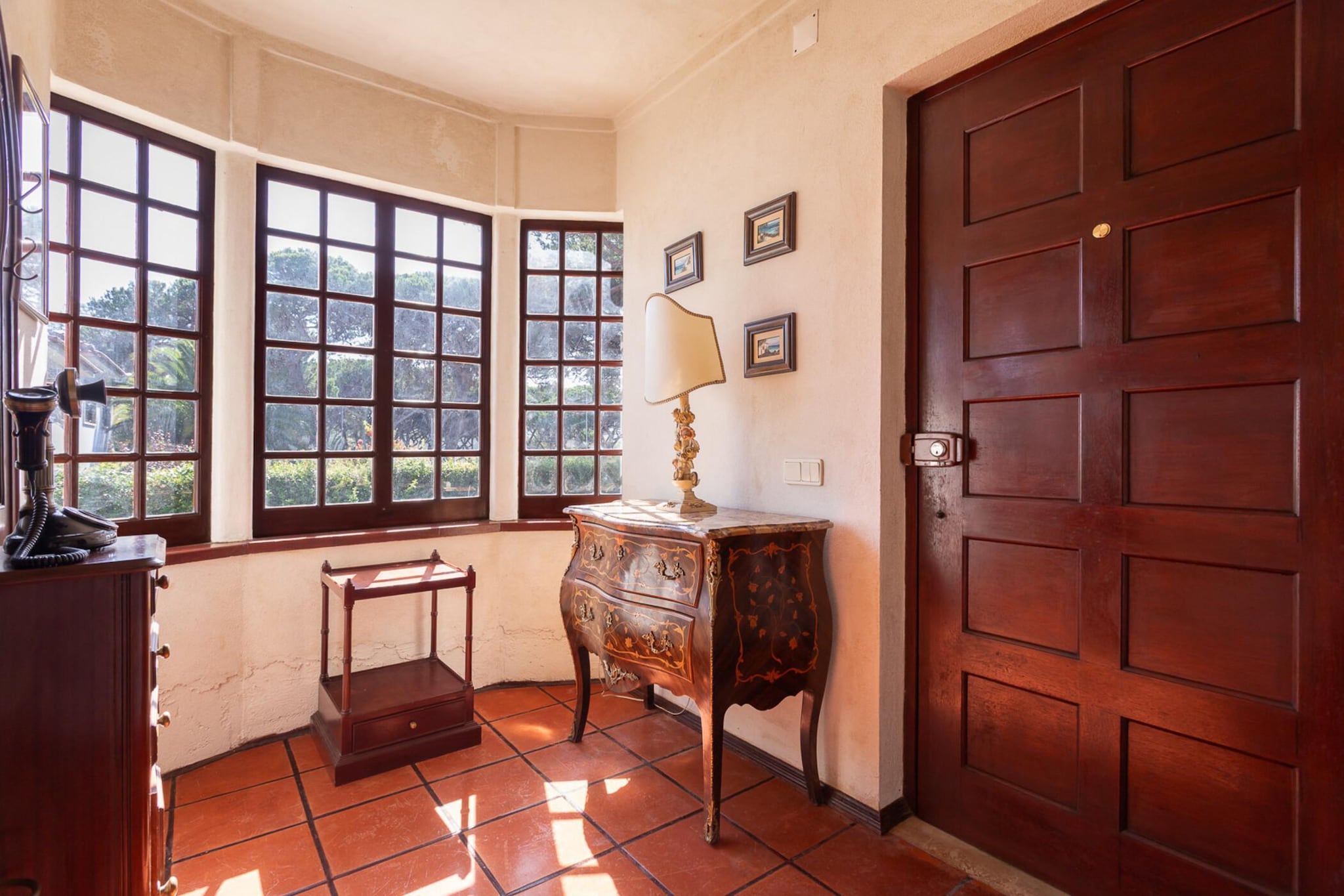 Charming  House and Terrace By Gt House-Flur