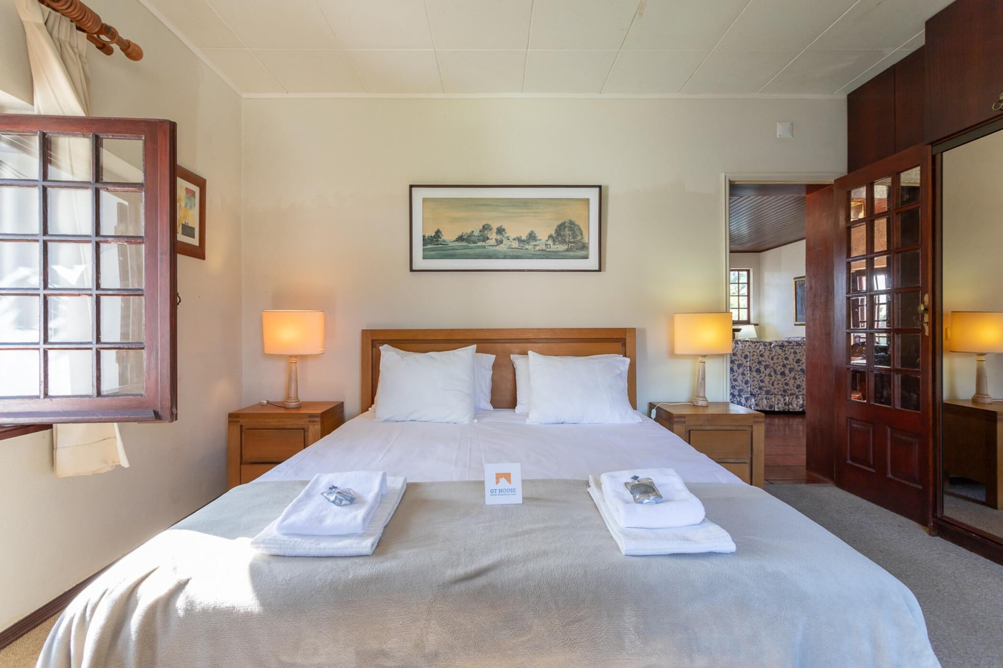 Charming  House and Terrace By Gt House-Schlafzimmer