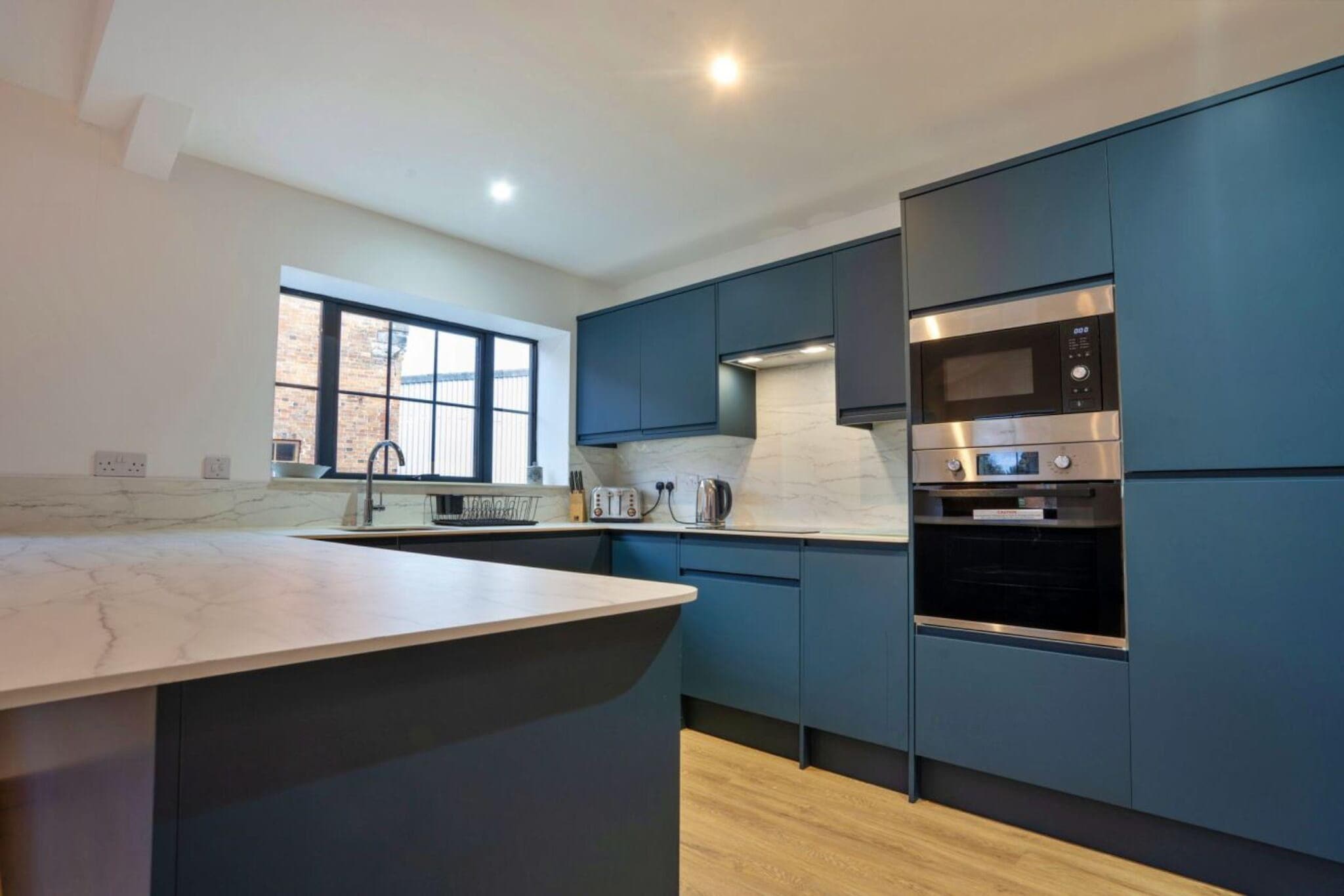 Courtyard View at Longford - Kitchen