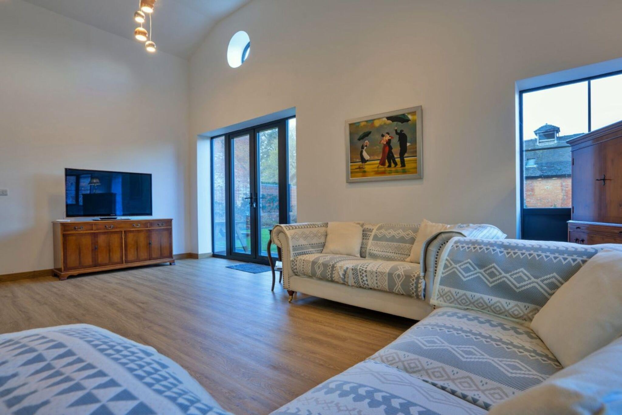 Courtyard View at Longford - Living room