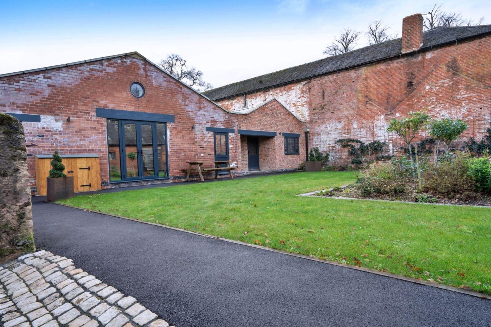 Courtyard View at Longford