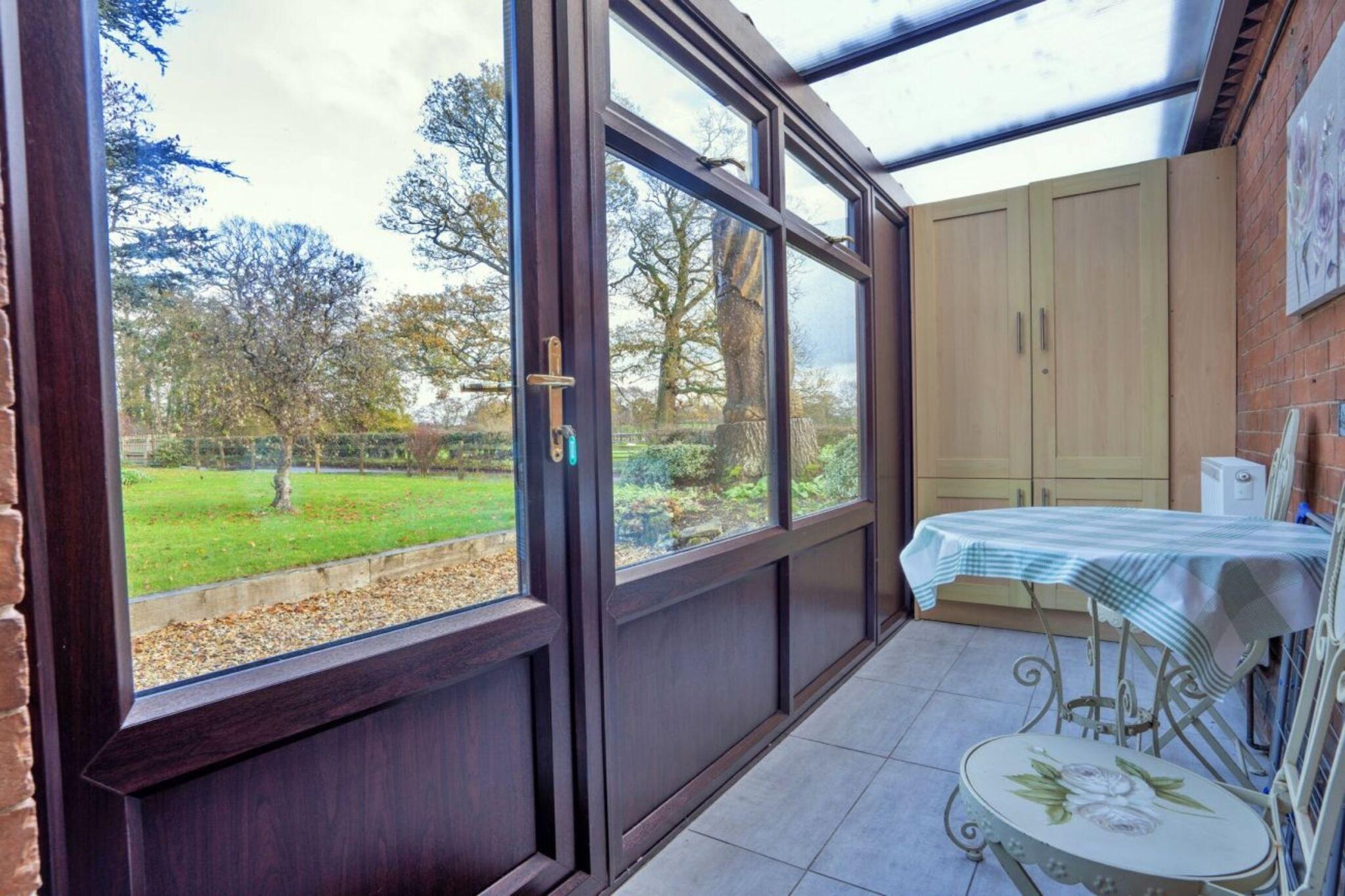 South Lodge at Longford - Hall & reception