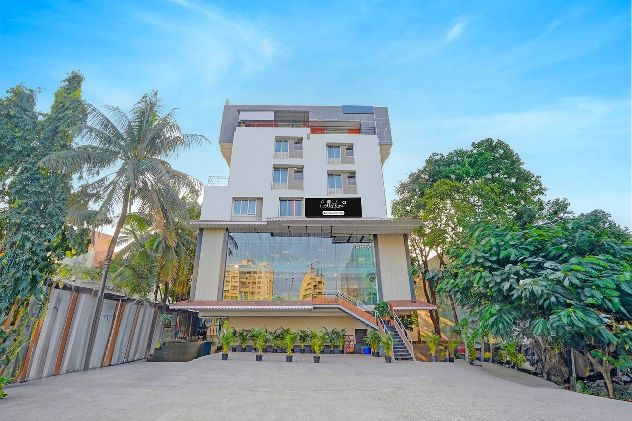 Collection O Baner Hillview Pune
