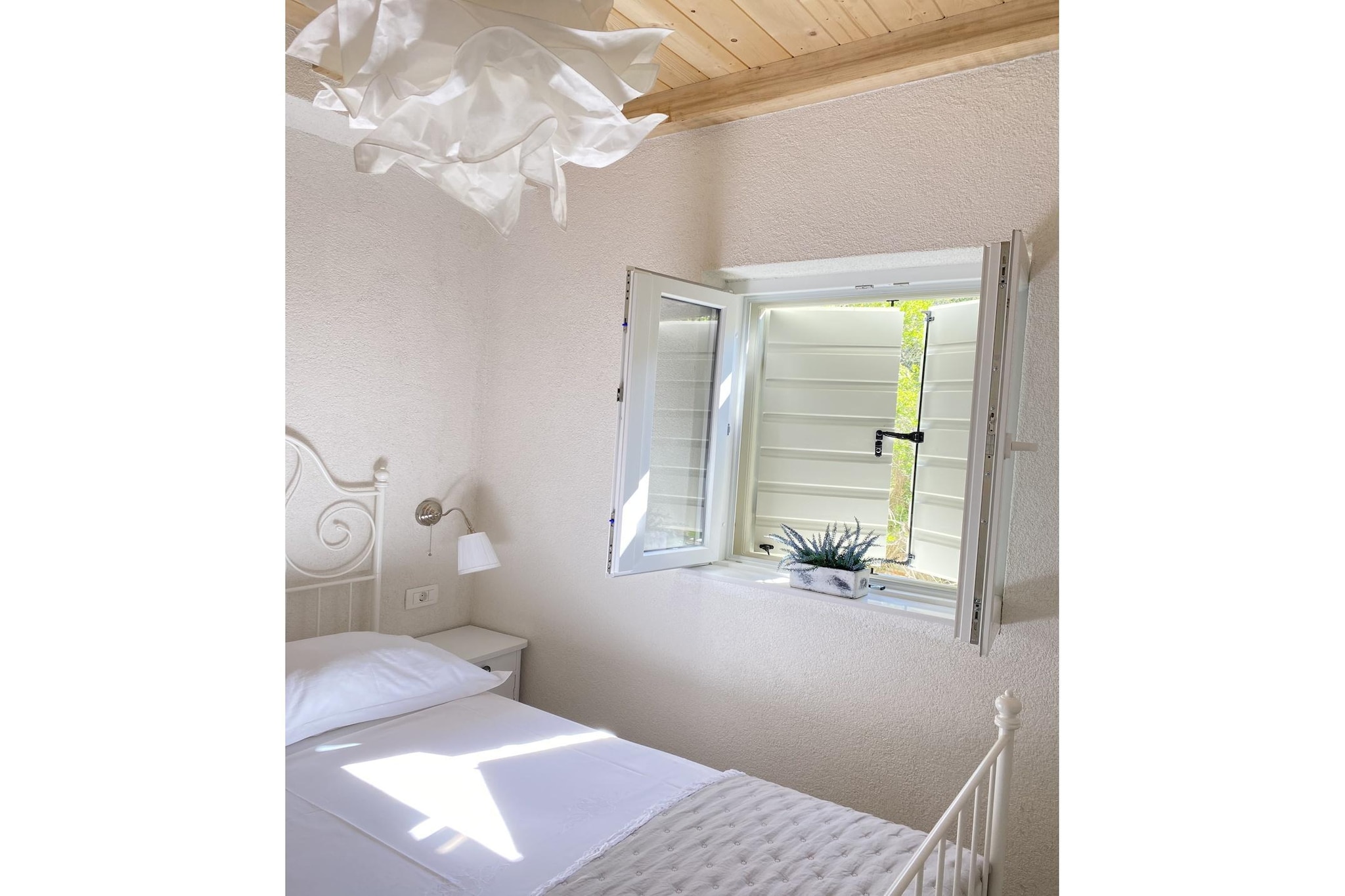 BLUE SERENITY RETREAT IN ŽUT ISLAND OF KORNATI-Slaapkamer