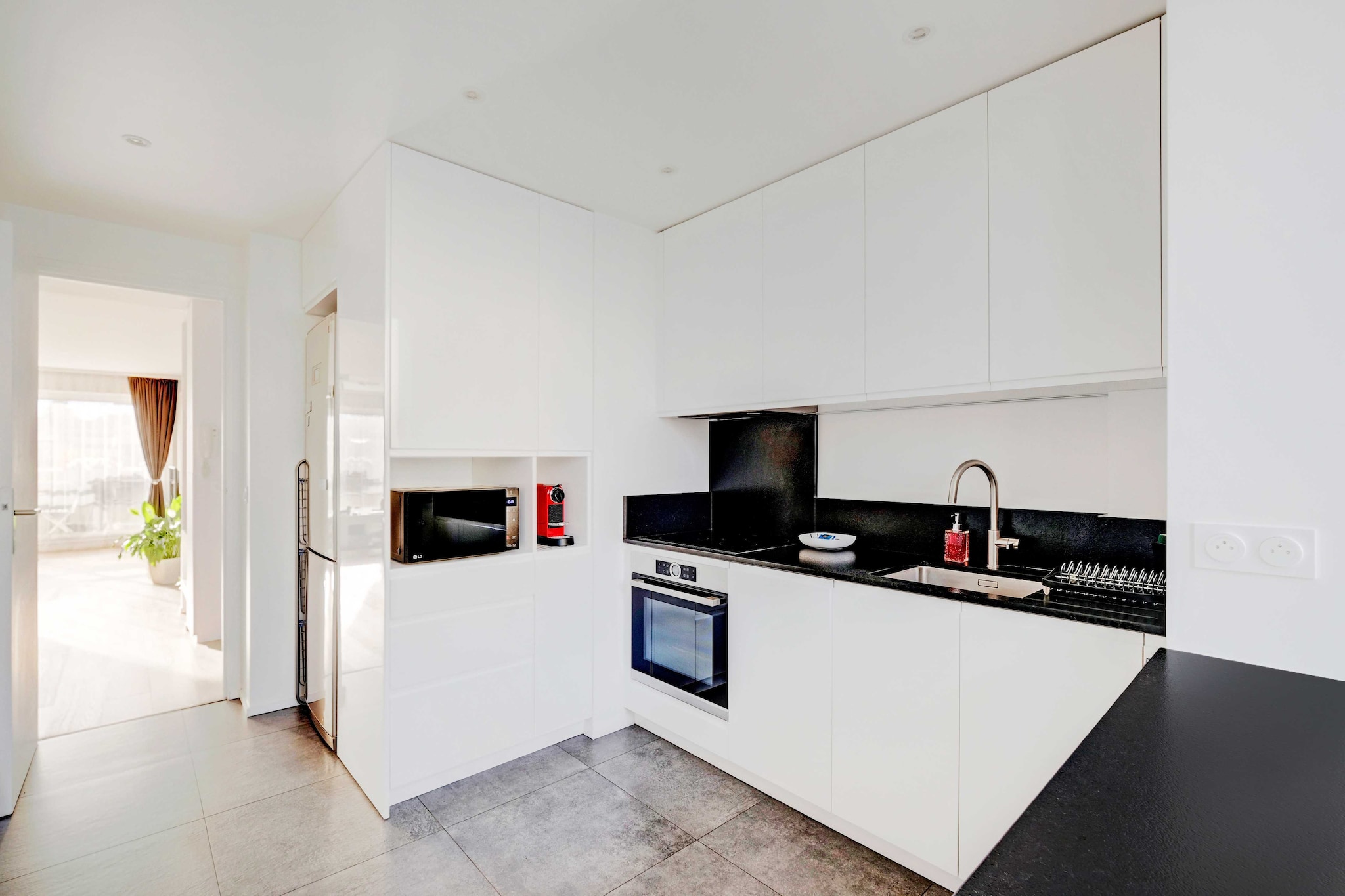 IY-25B-REPUBLIQUE-M-Niet-getagd