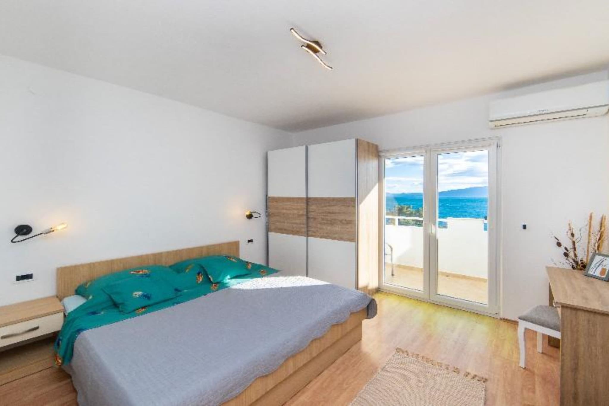Apartments Smiljana Podaca - One bedroom apartment with sea view 1