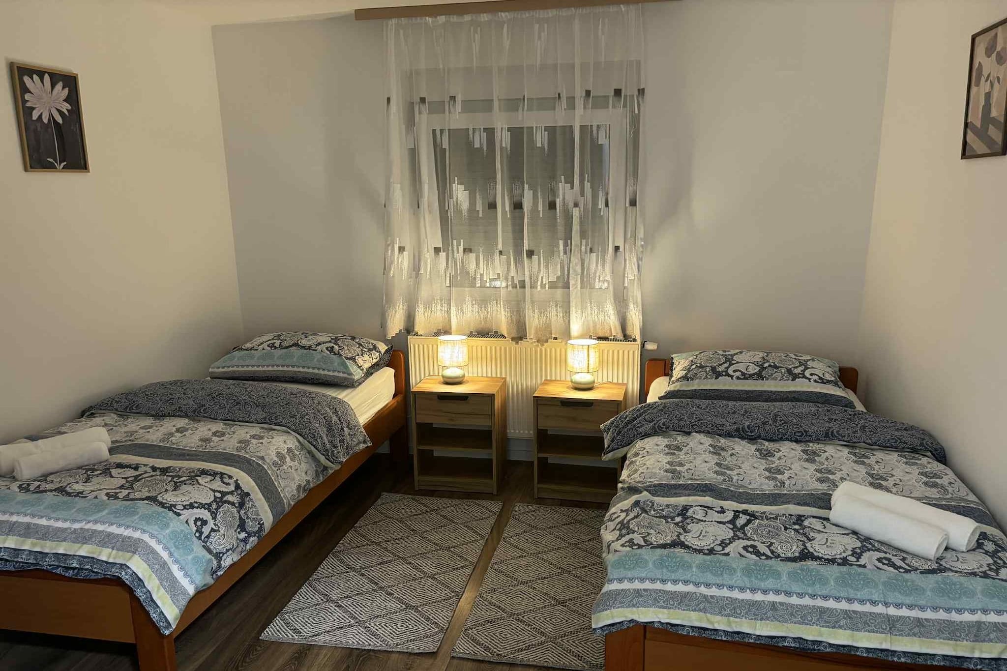 Comfort Apartment Luna -  Two Bedroom Apartment With Terrace - Chambre
