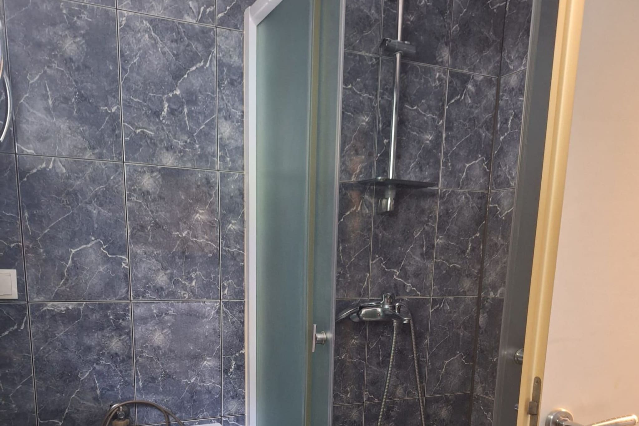 Apartment Beleca - One Bedroom Apartment with Balcony - Badkamer