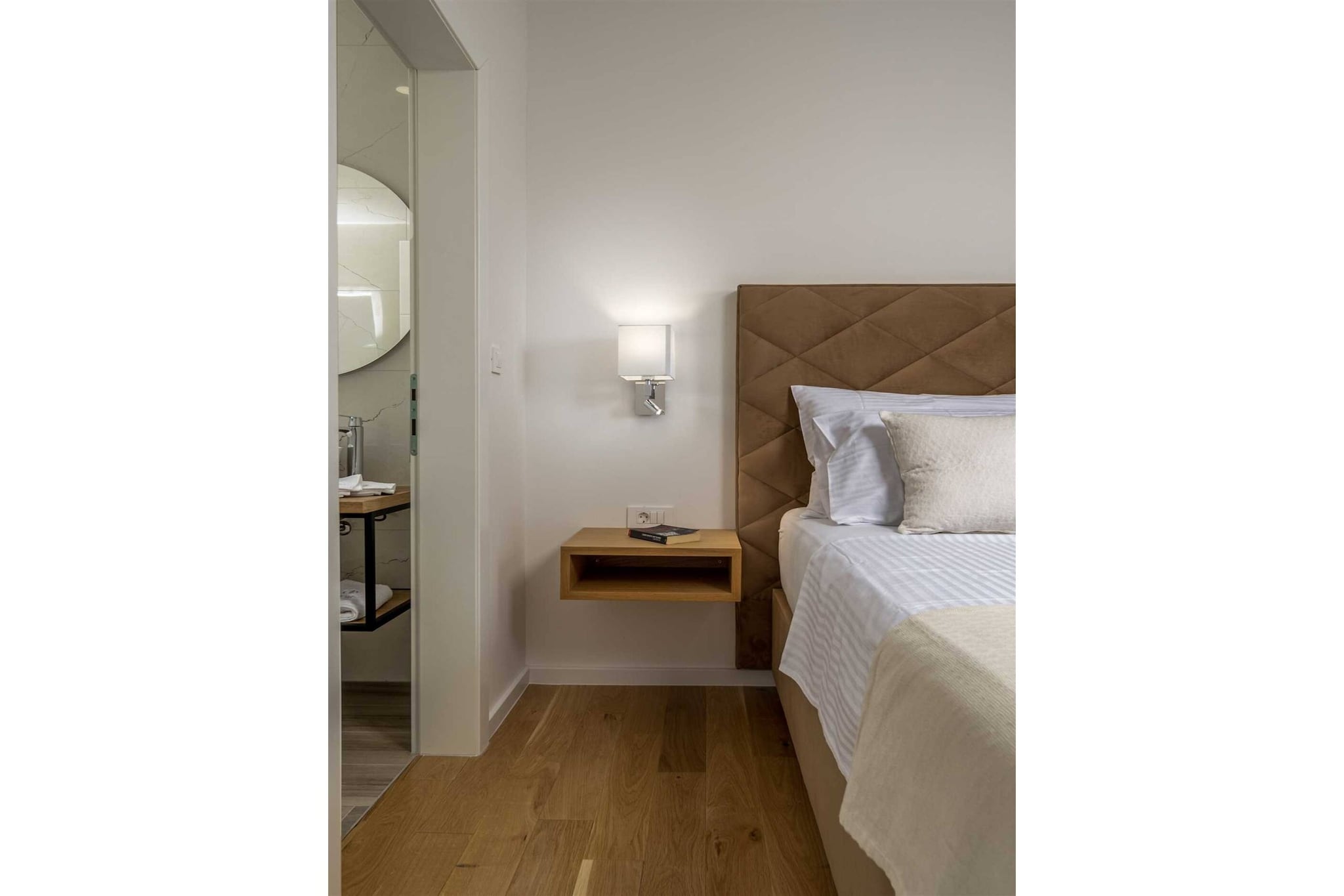 VILLA ROYAL STONE-Chambre