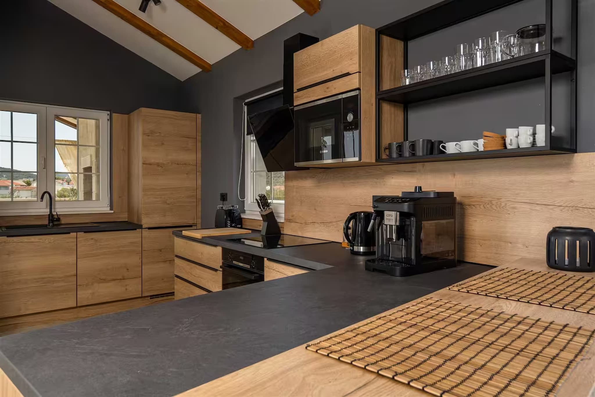 VILLA ROYAL STONE-Cuisine