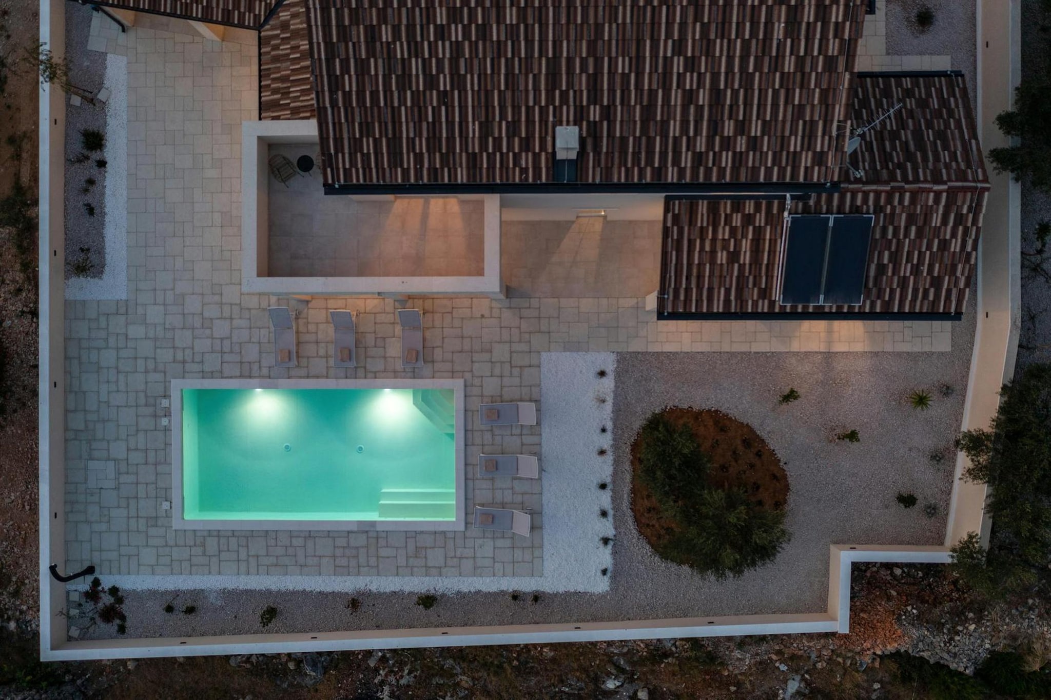 VILLA ROYAL STONE-Piscine