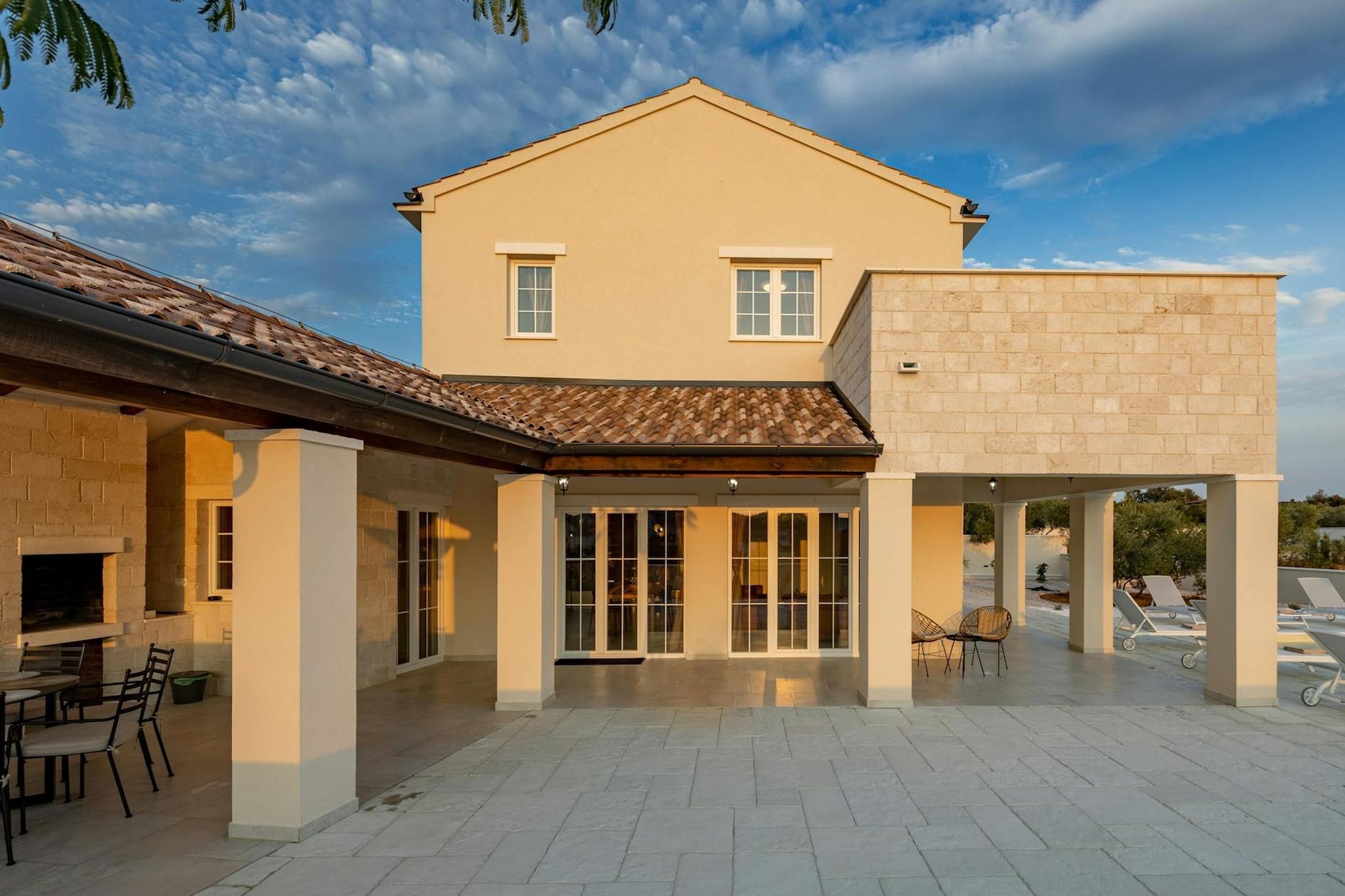 VILLA ROYAL STONE-Extérieur été