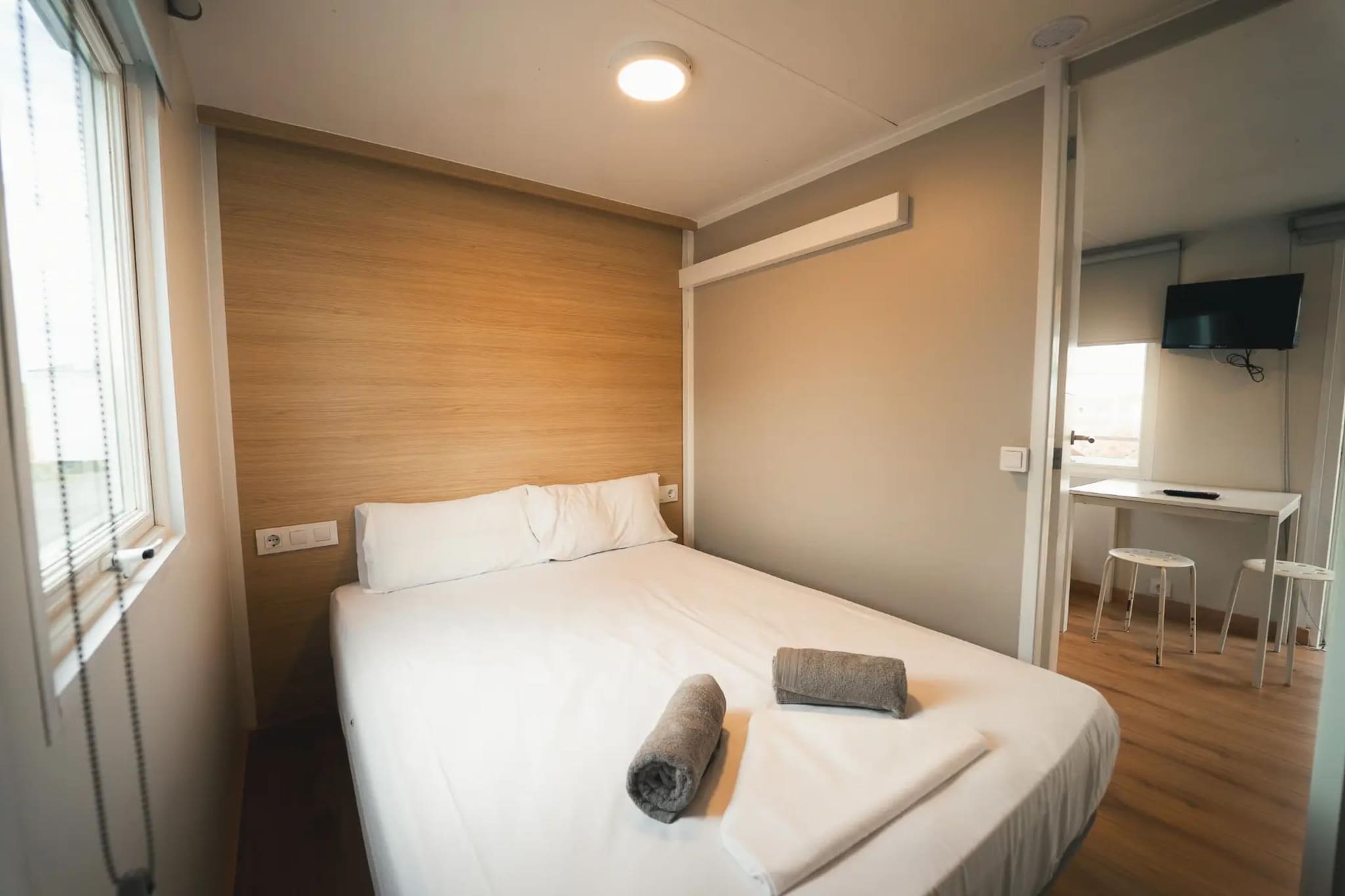 HOLA CAMP CHILCHES-Comfort 2