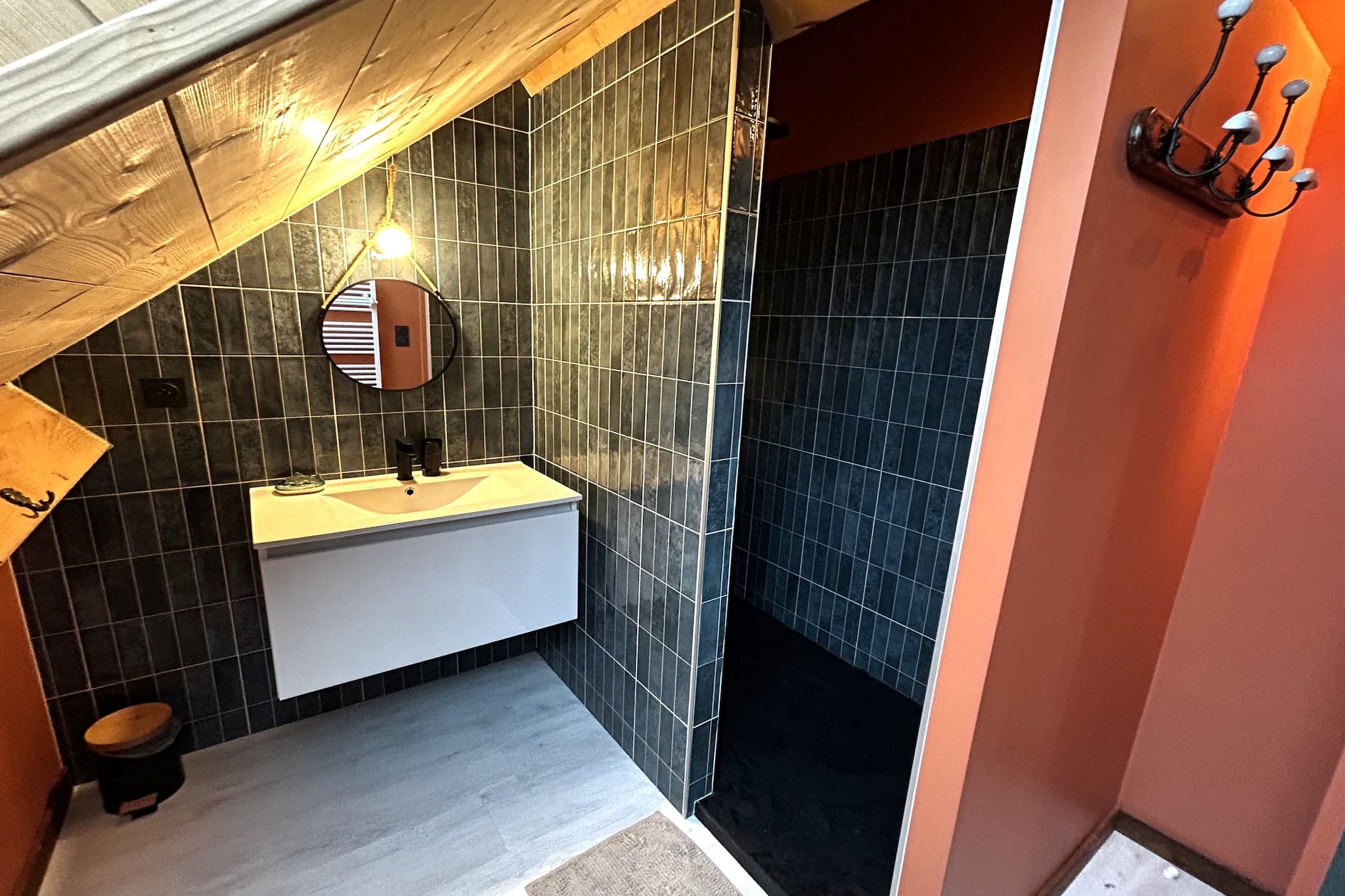 Maison de Vacances XXL Gouville sur mer-Badezimmer