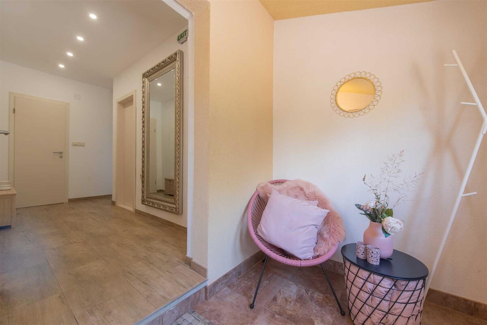 VILLA DIDOVINA-Overloop