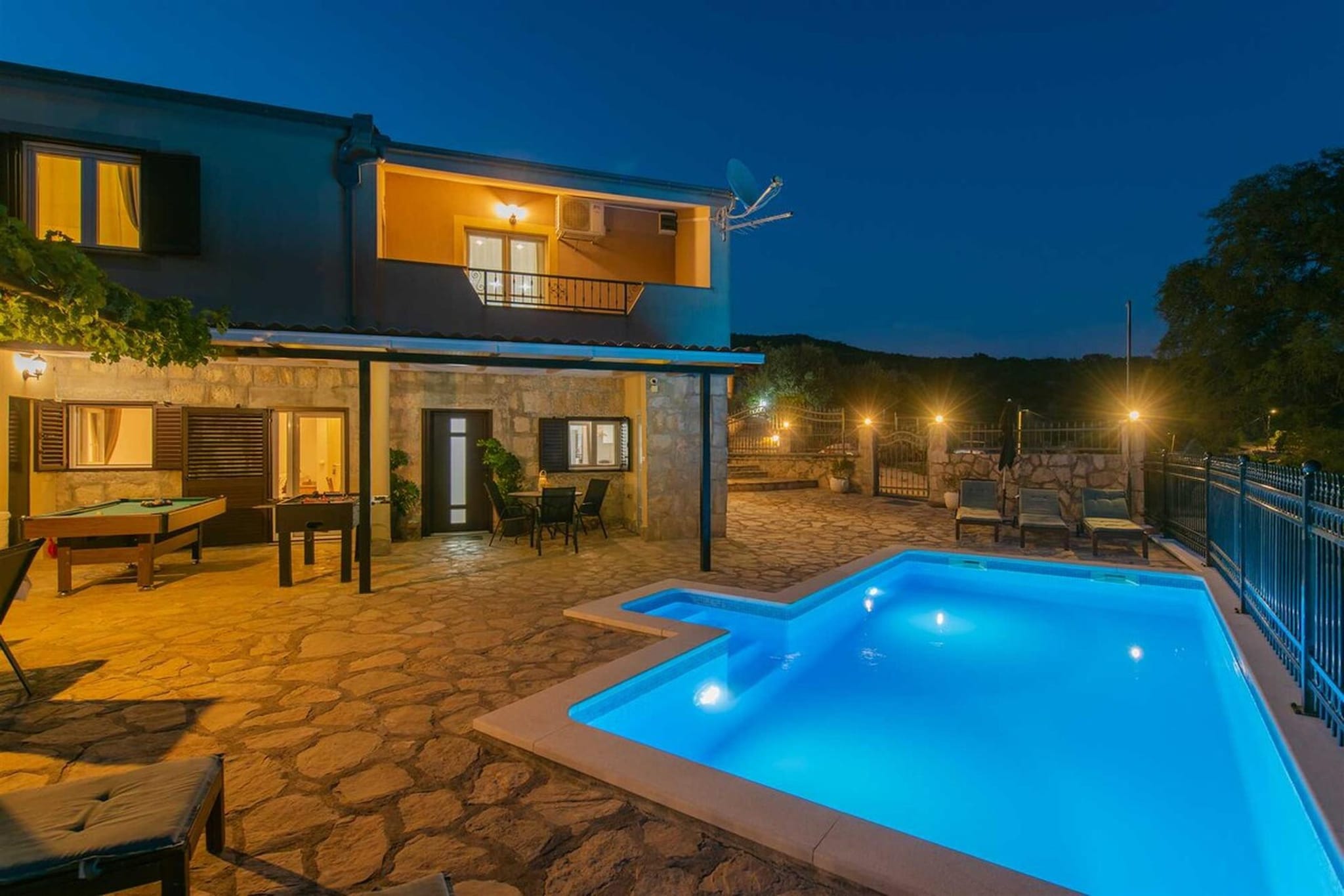 VILLA DIDOVINA-Buitenkant zomer