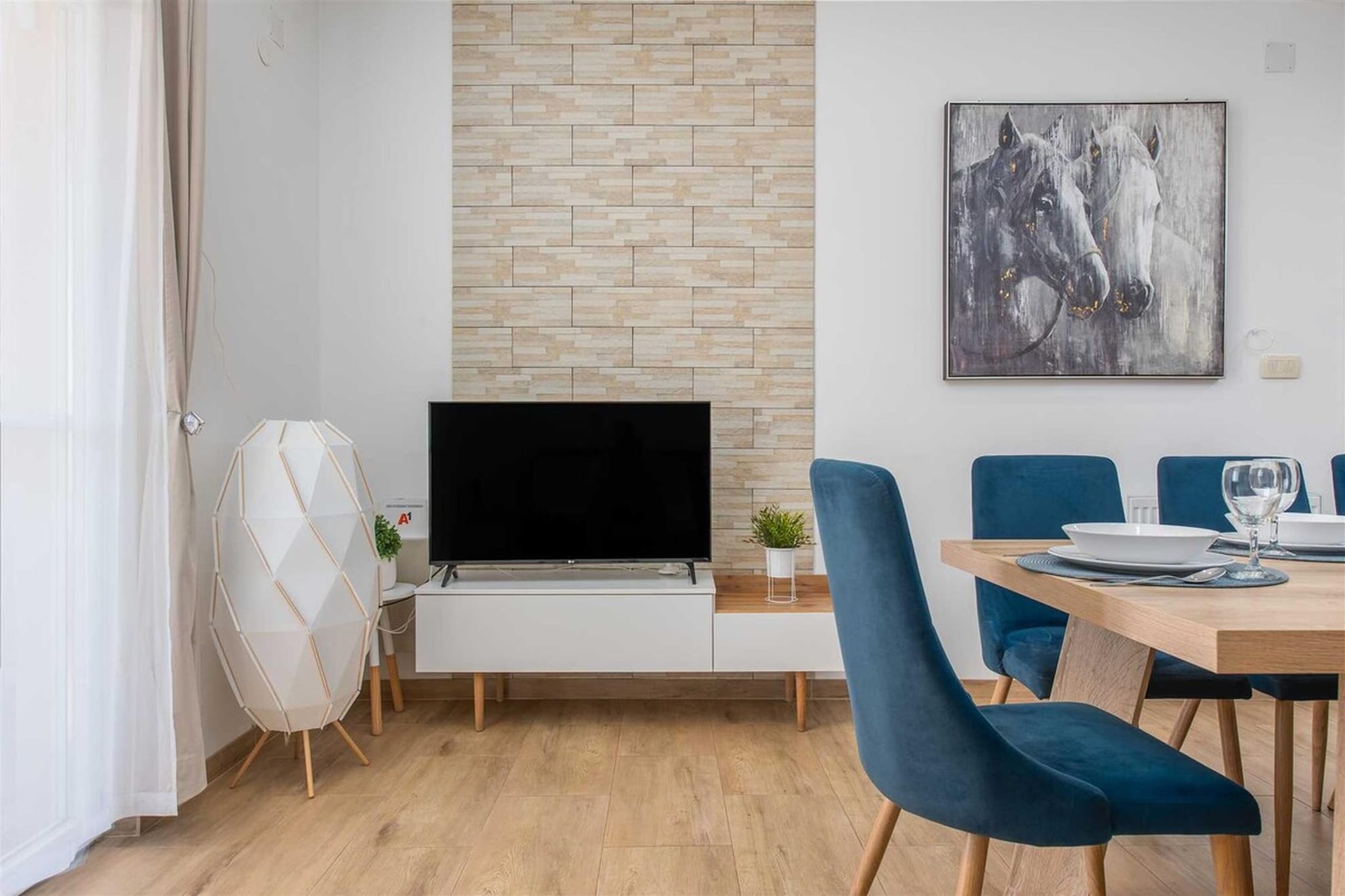 VILLA DIDOVINA-Eetkamer