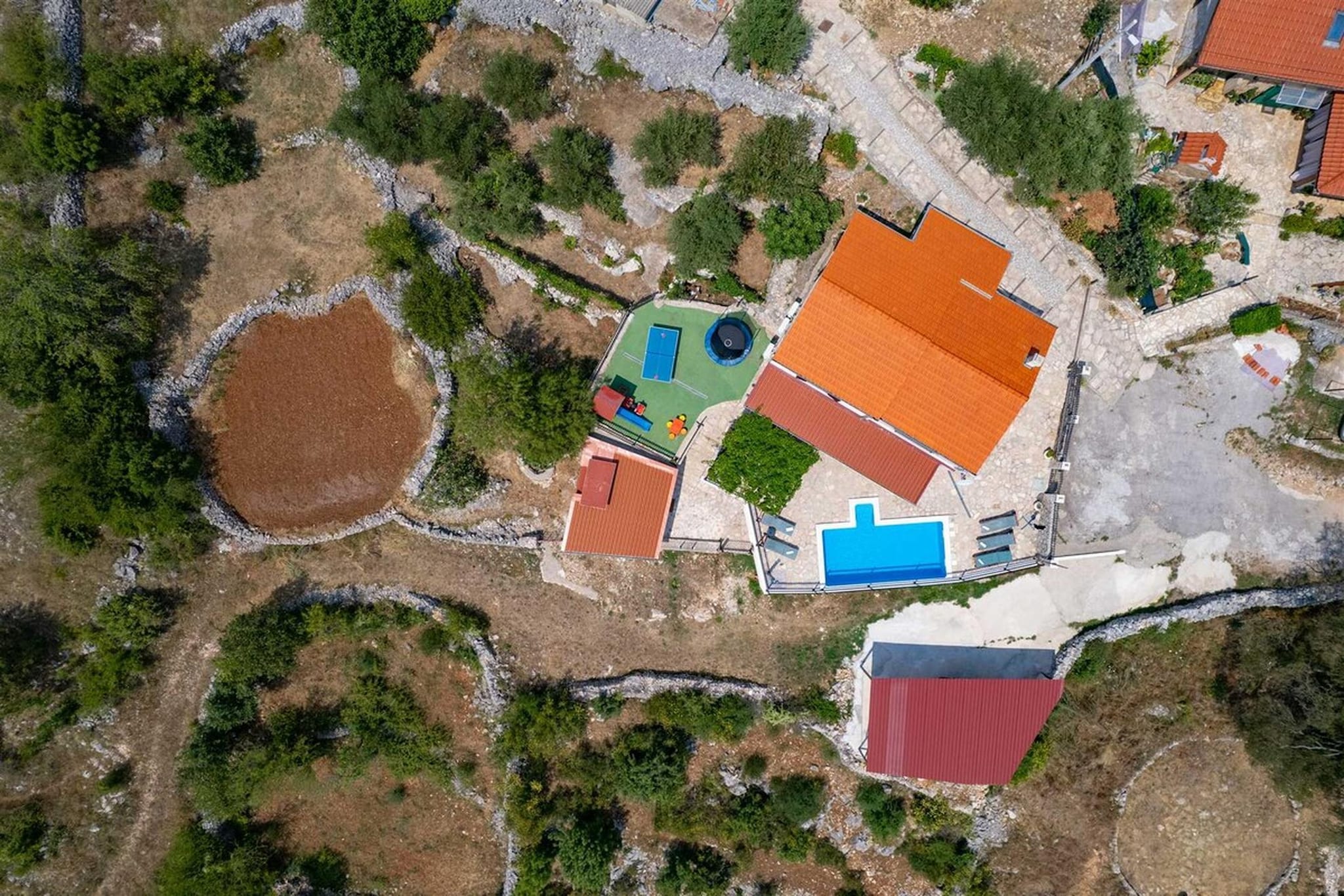 VILLA DIDOVINA-Buitenkant zomer