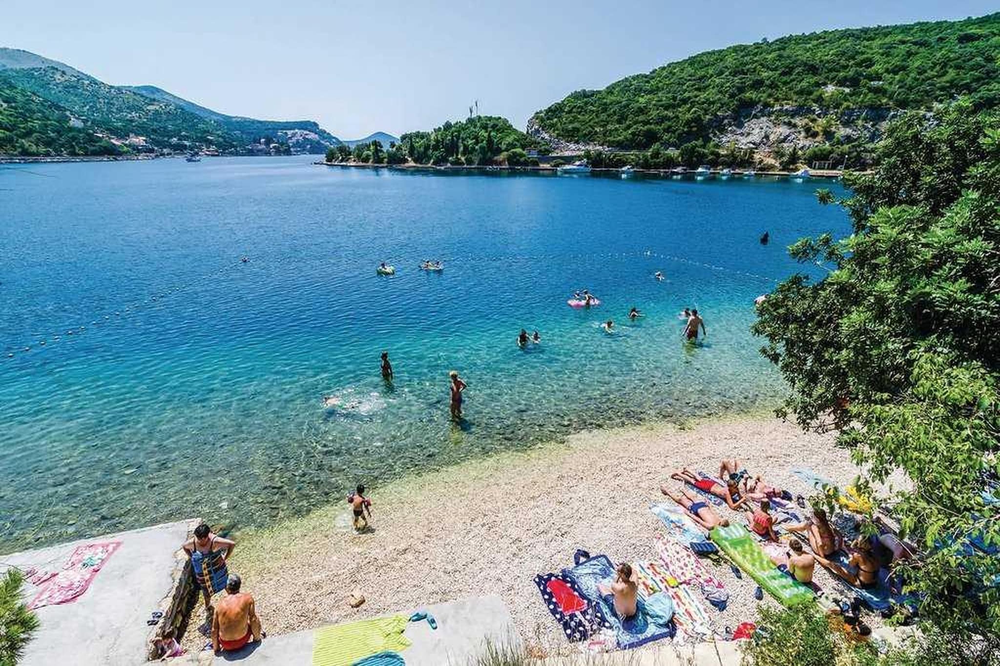 HOLIDAY HOUSE STONE BLISS-Gebieden zomer 5km