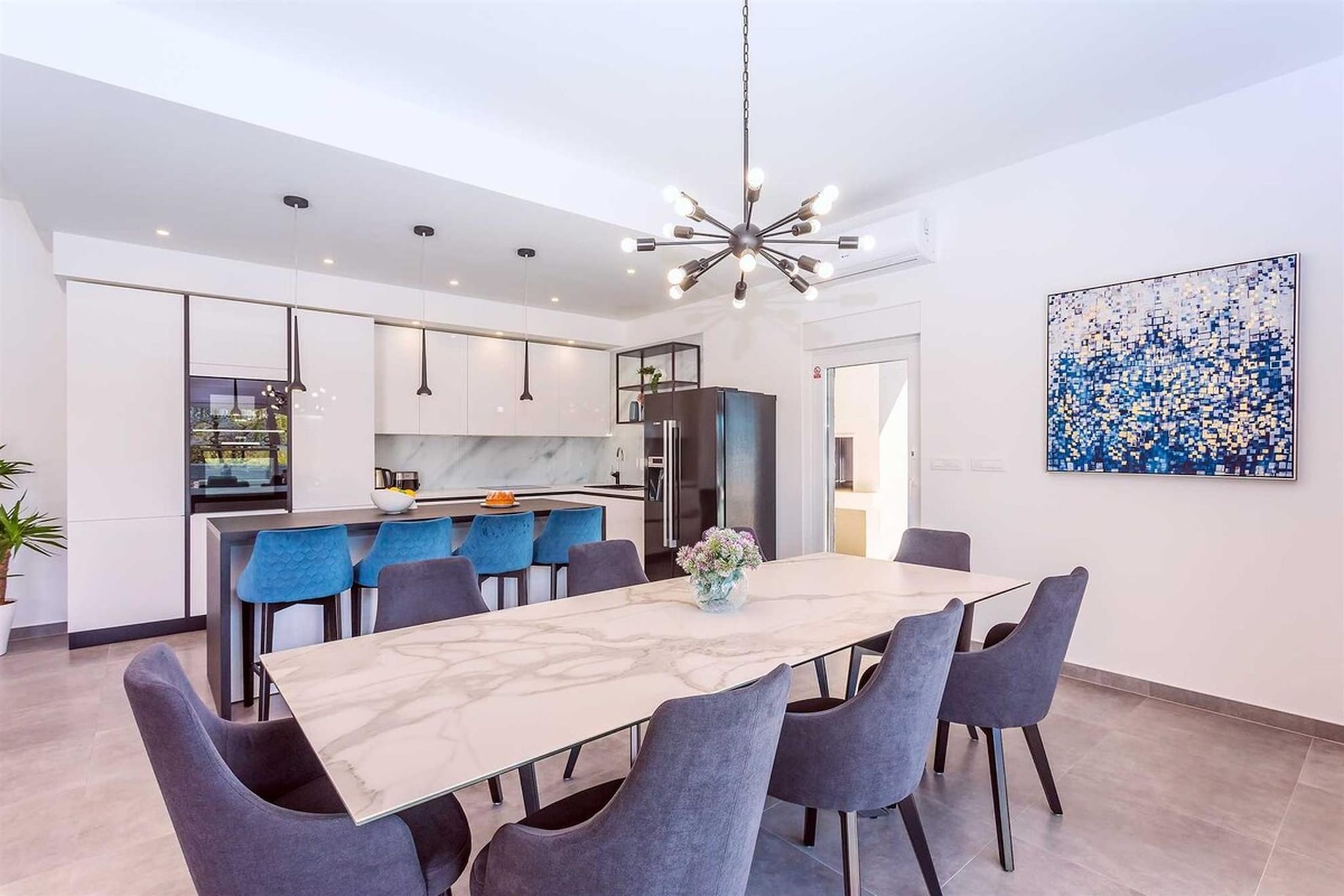 VILLA CASA MIA LUXURY RETREAT WITH SWIMMING POOL