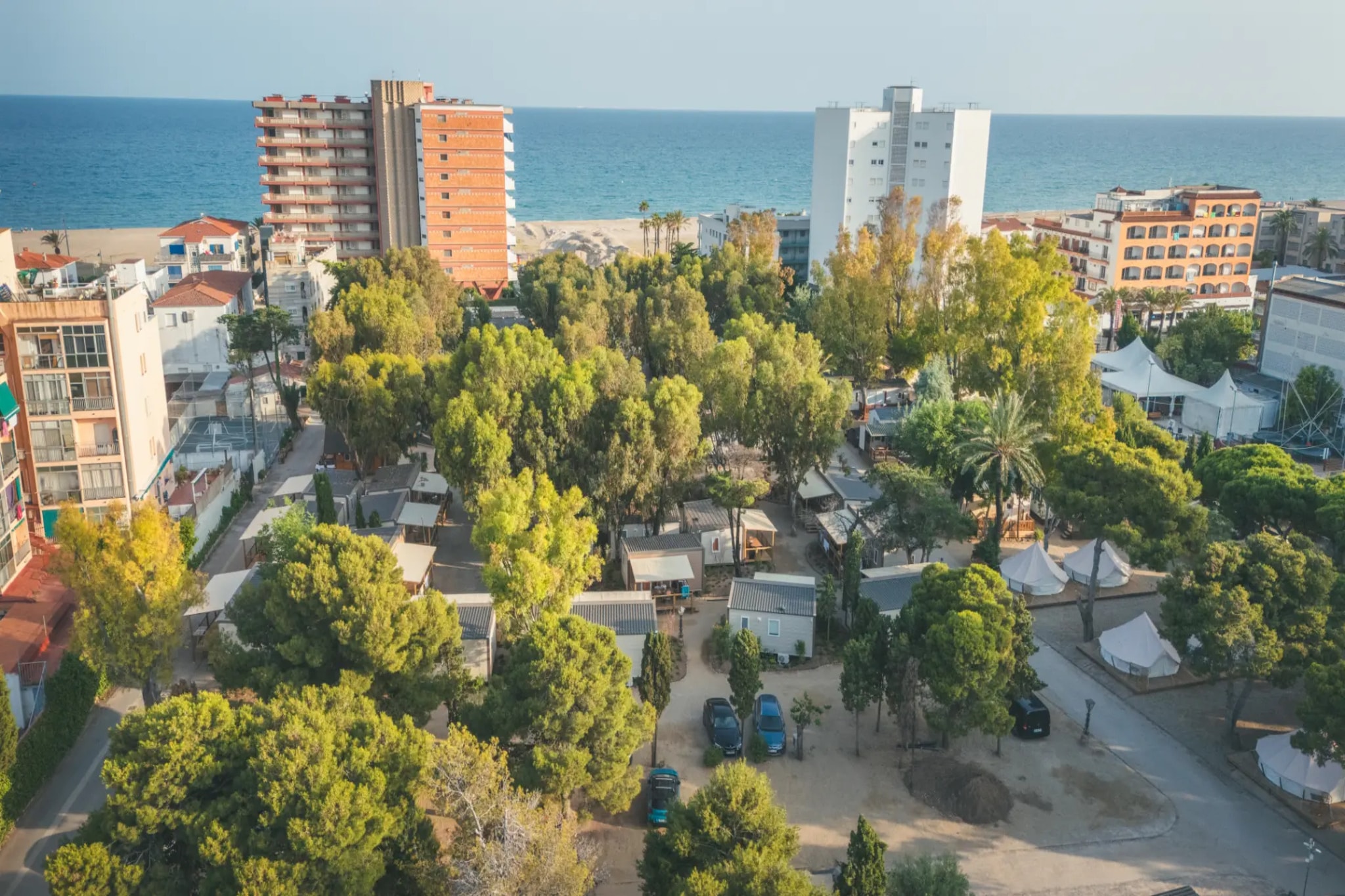 HOLA CAMP SANT SALVADOR-Superior 4-Gebieden zomer 1km