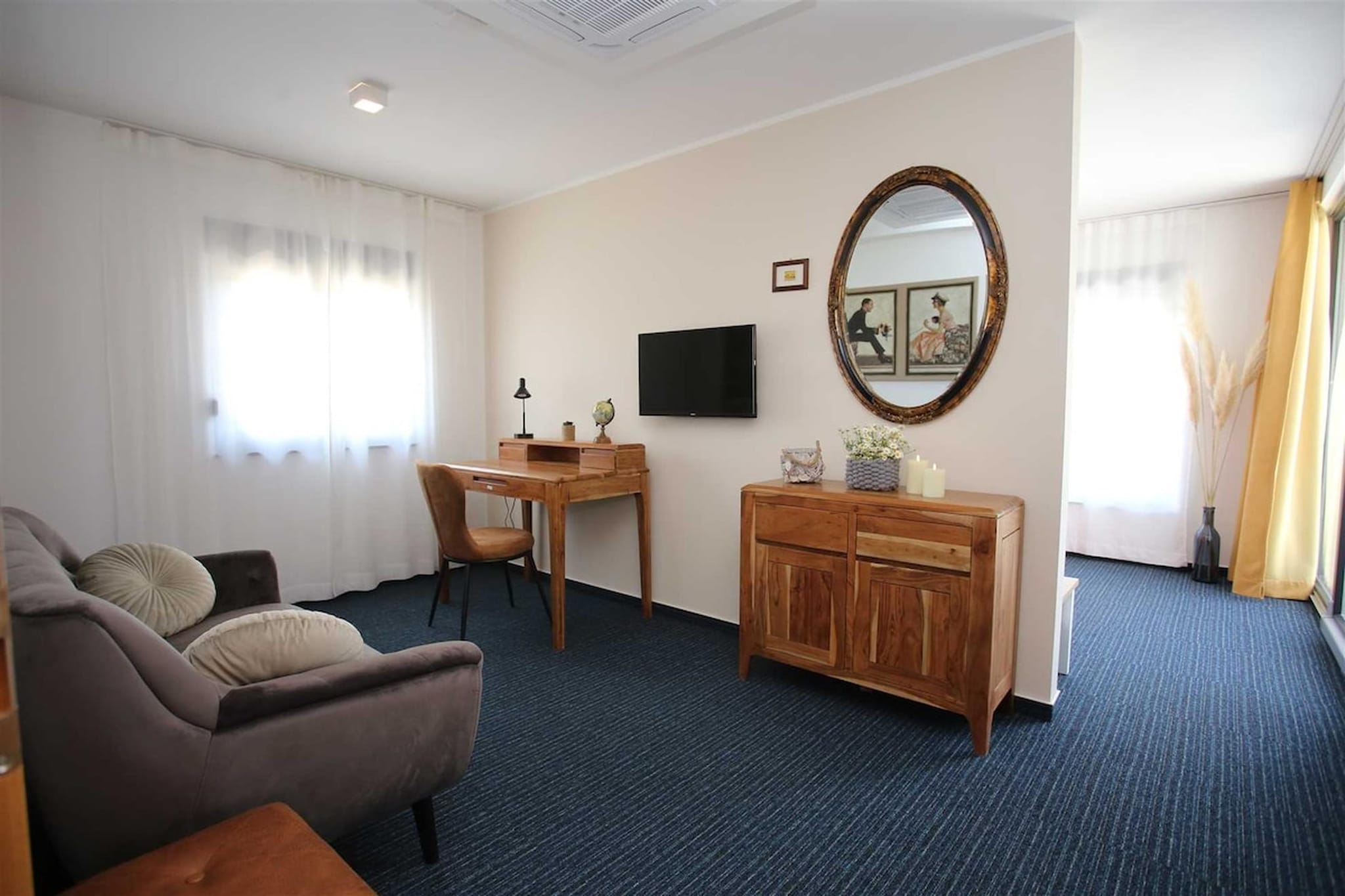 VILLA PUNTA SOL-Woonkamer