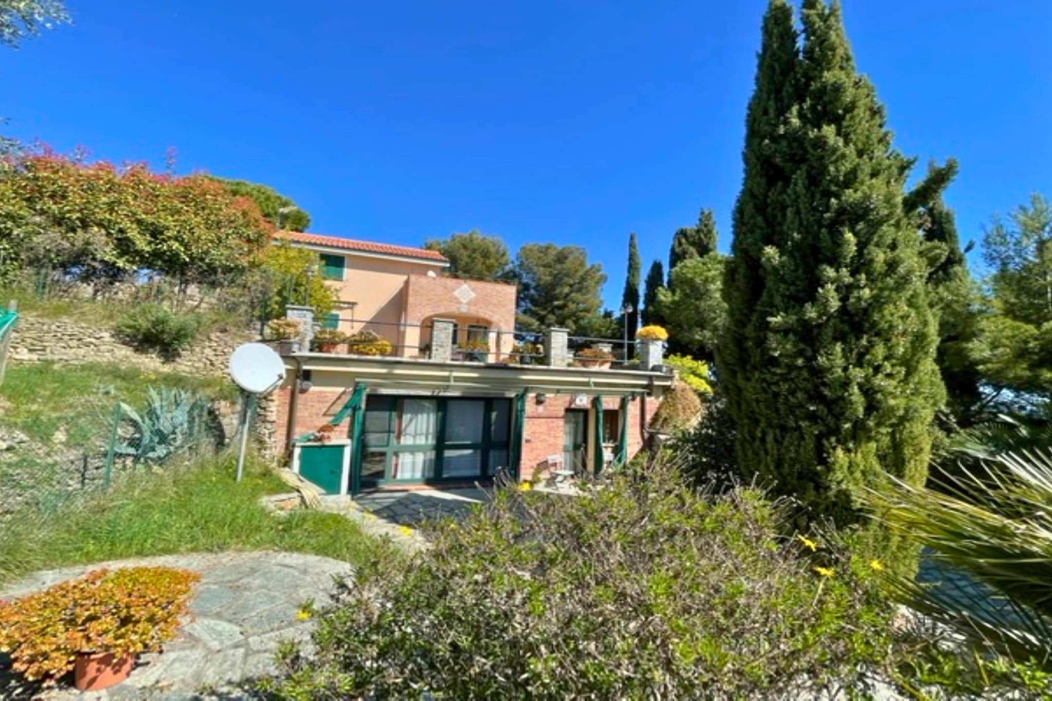 Apartment in einer charmanten Villa mit Meerblick-Extérieur été