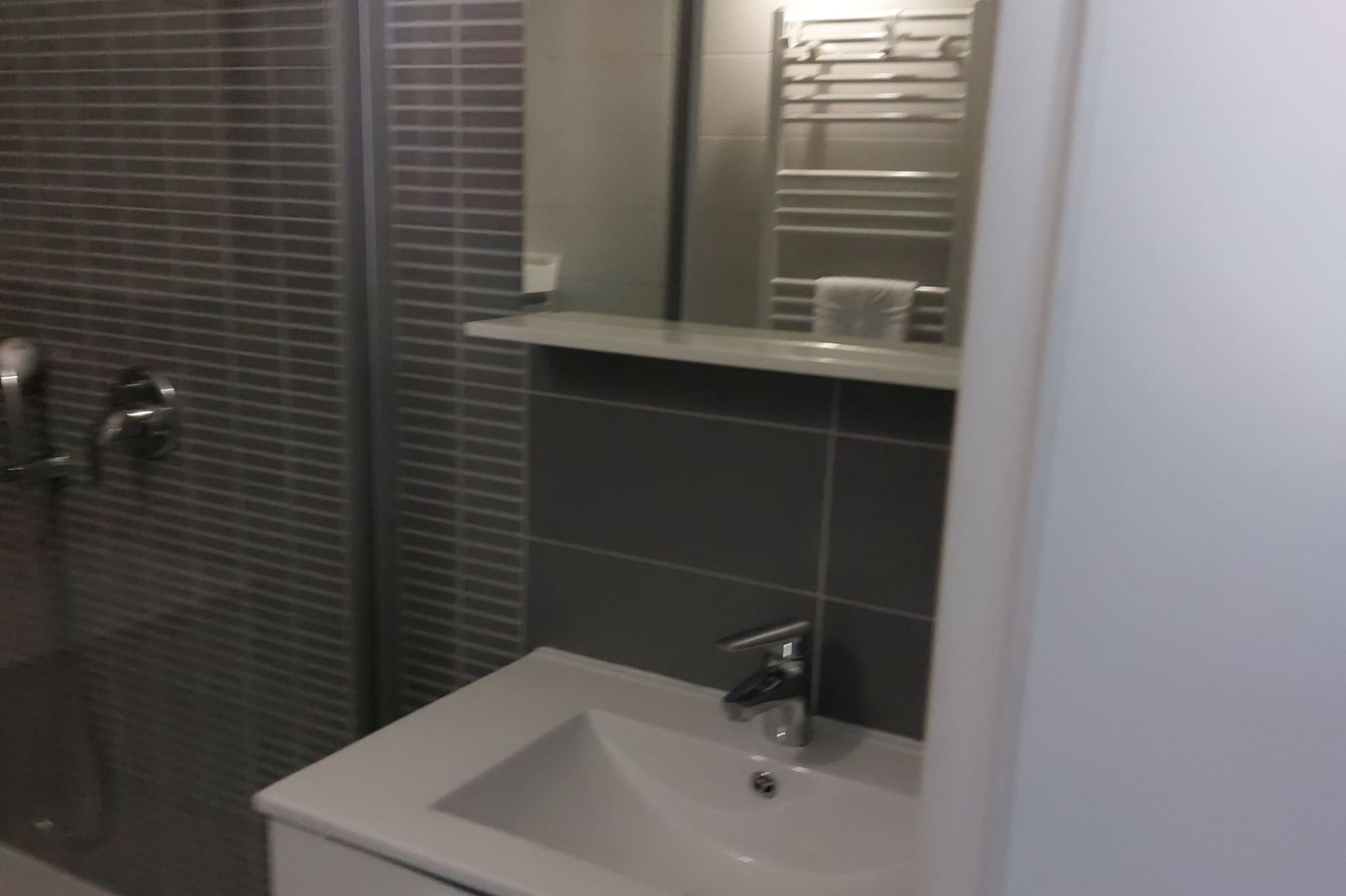Villa Nižić Makarska -Two Bedroom Apartment With Terrace And Hot Tub (Lux F) - Badkamer
