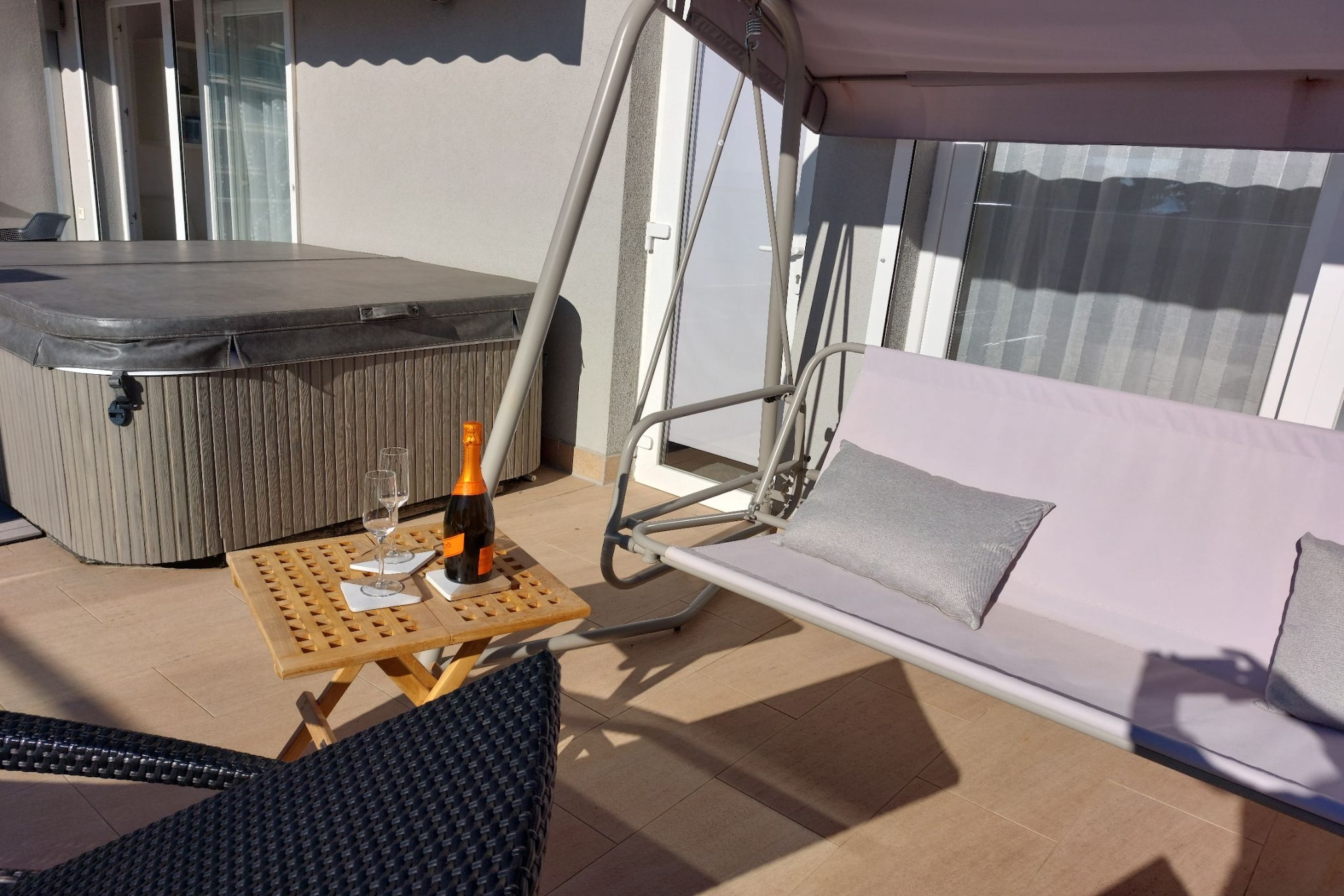 Villa Nižić Makarska -Two Bedroom Apartment With Terrace And Hot Tub (Lux F)