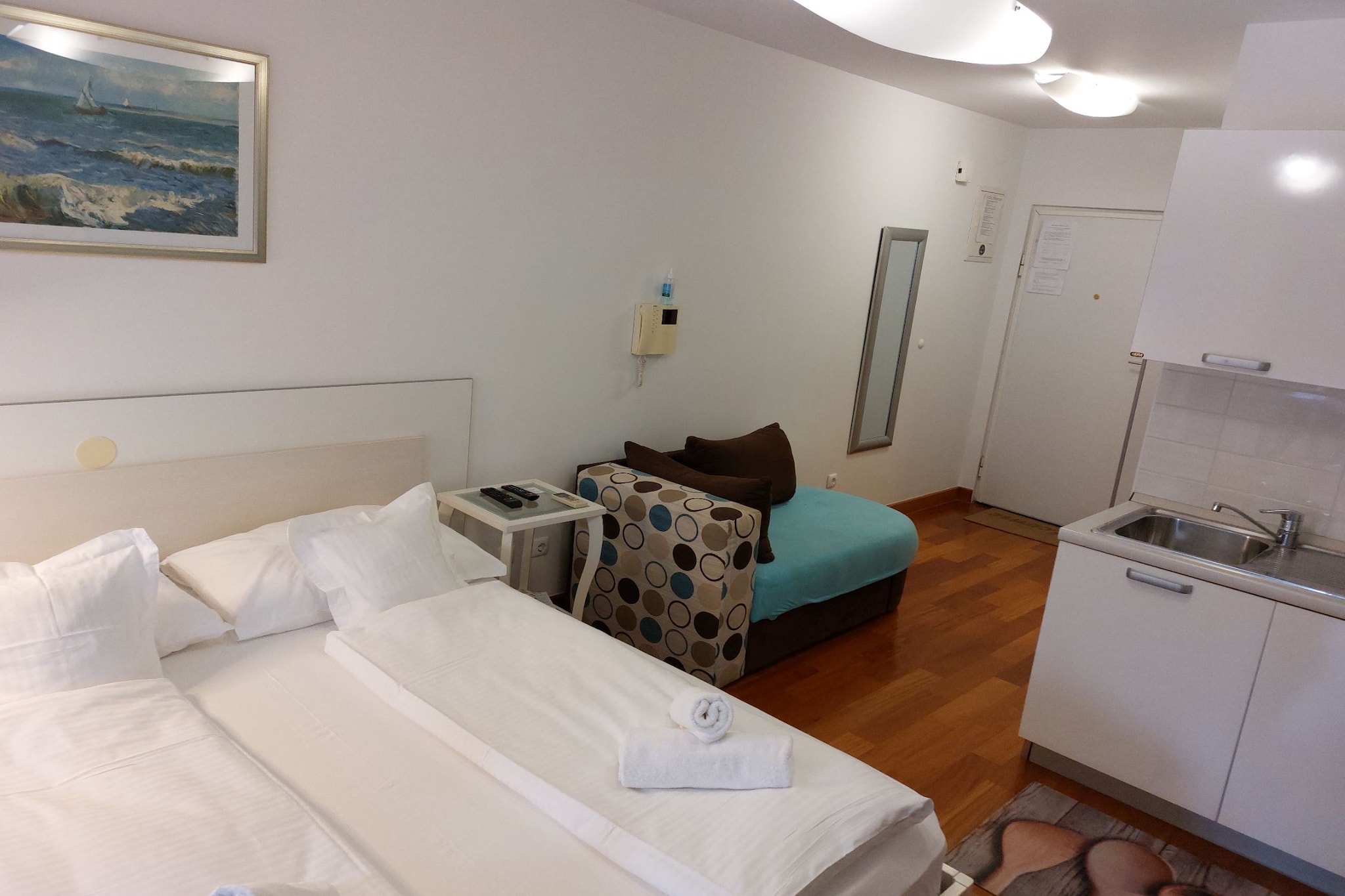 Villa Nižić Makarska - Studio Apartment With Balcony (Studio S) - Slaapkamer
