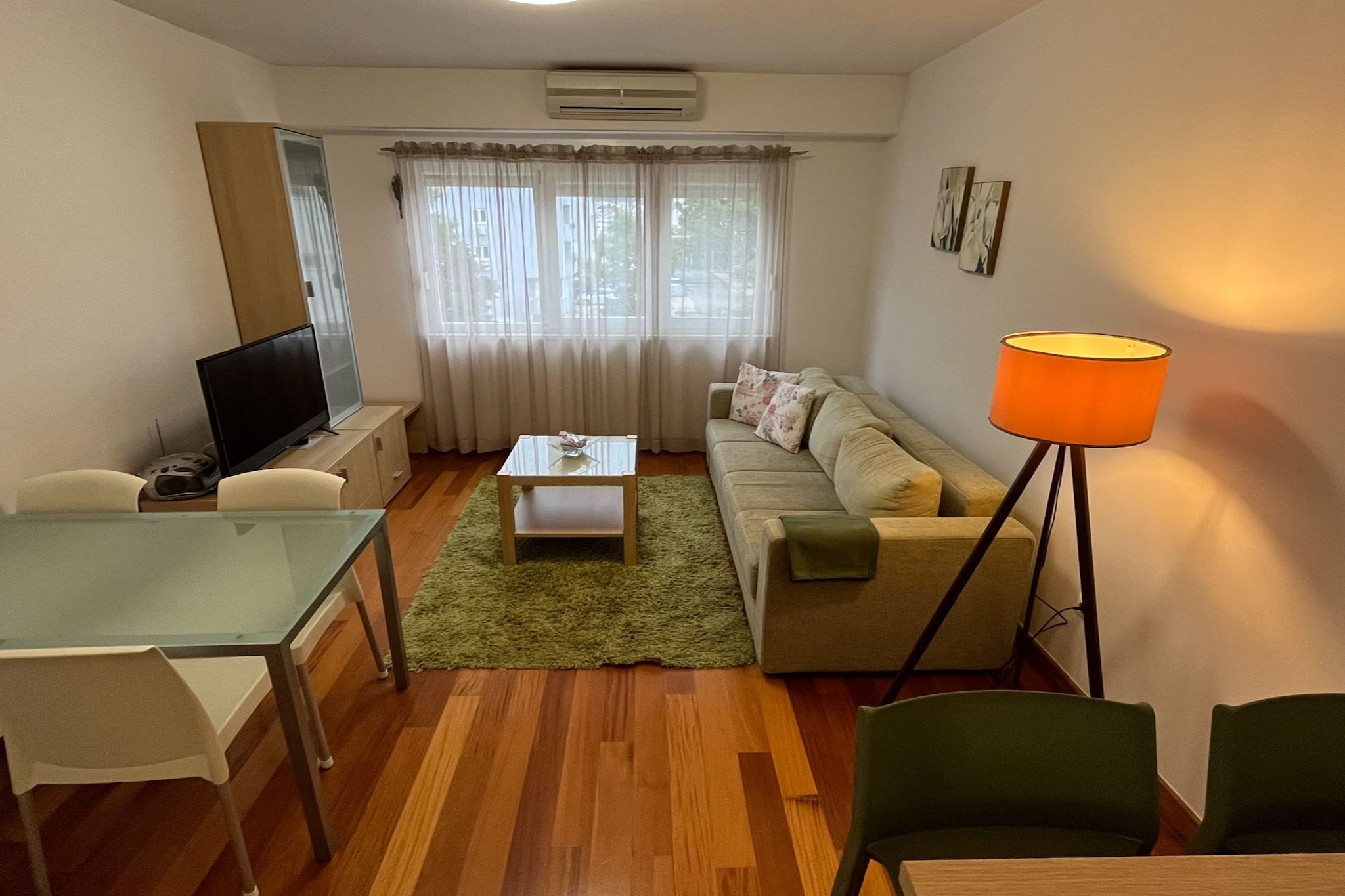 Villa Nižić Makarska - One Bedroom Apartment With Balcony (G) - Woonkamer