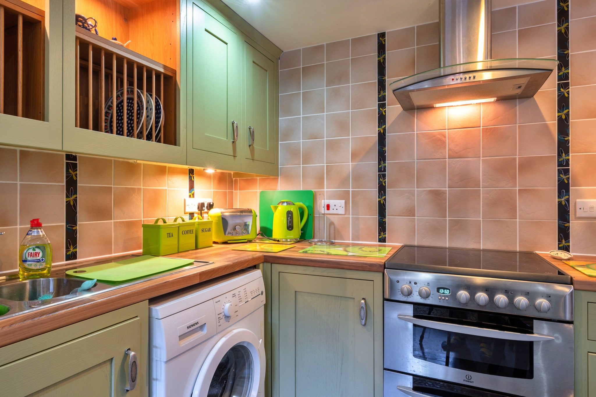 Lime Cottage, Great Houndbeare Farm - Kitchen