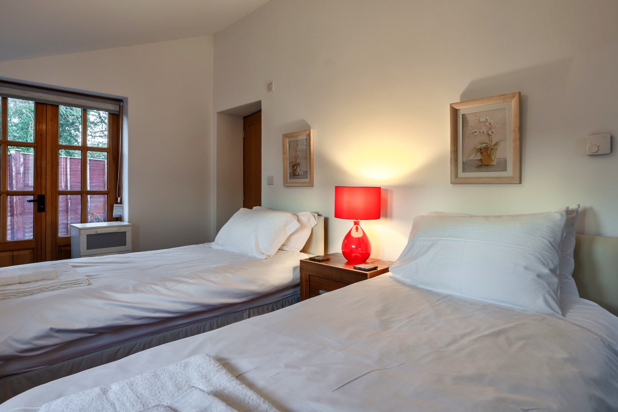 Ivy Cottage, Great Houndbeare Farm - Bedroom