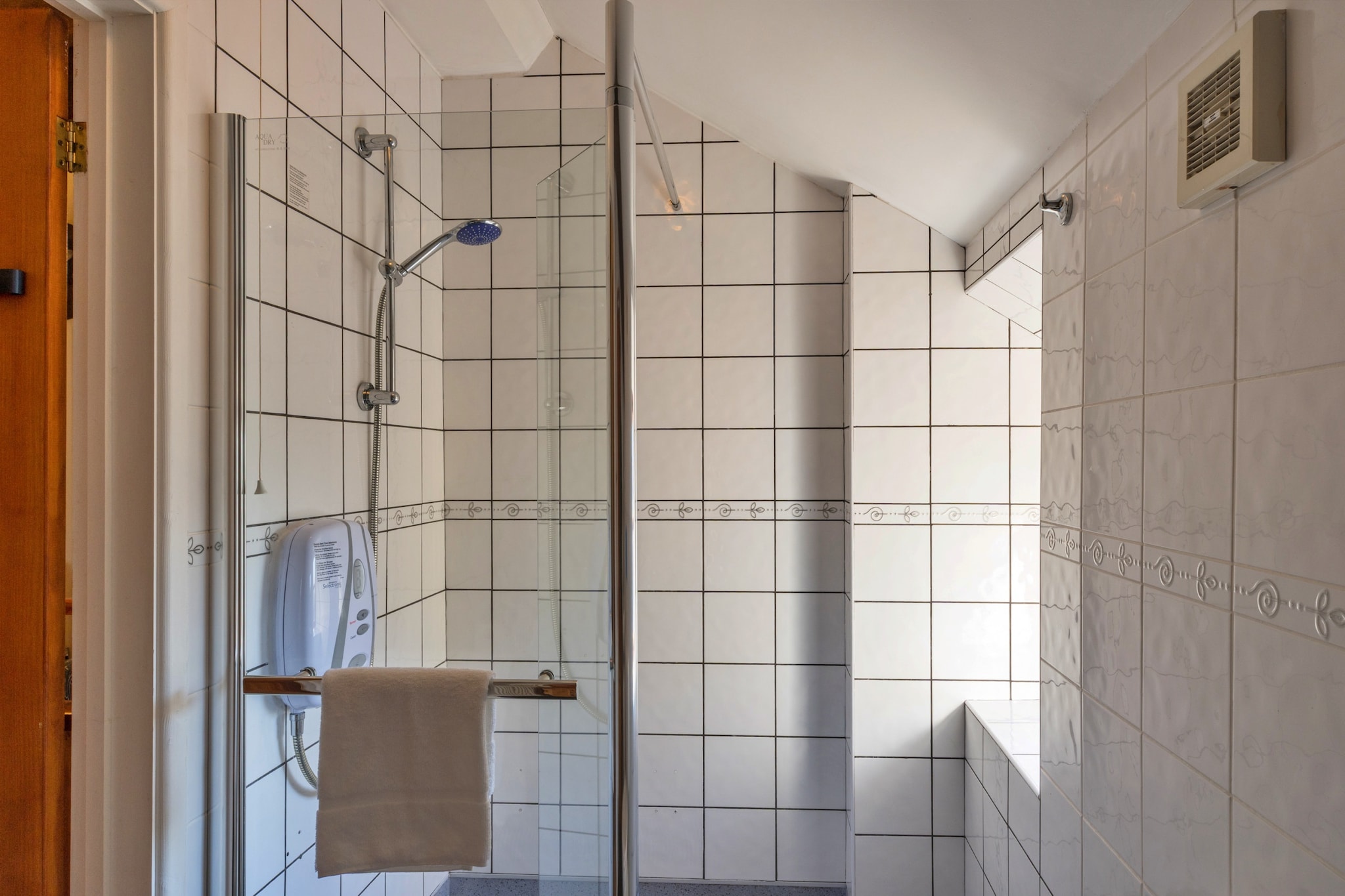 Mill Cottage, Great Houndbeare Farm - Bathroom