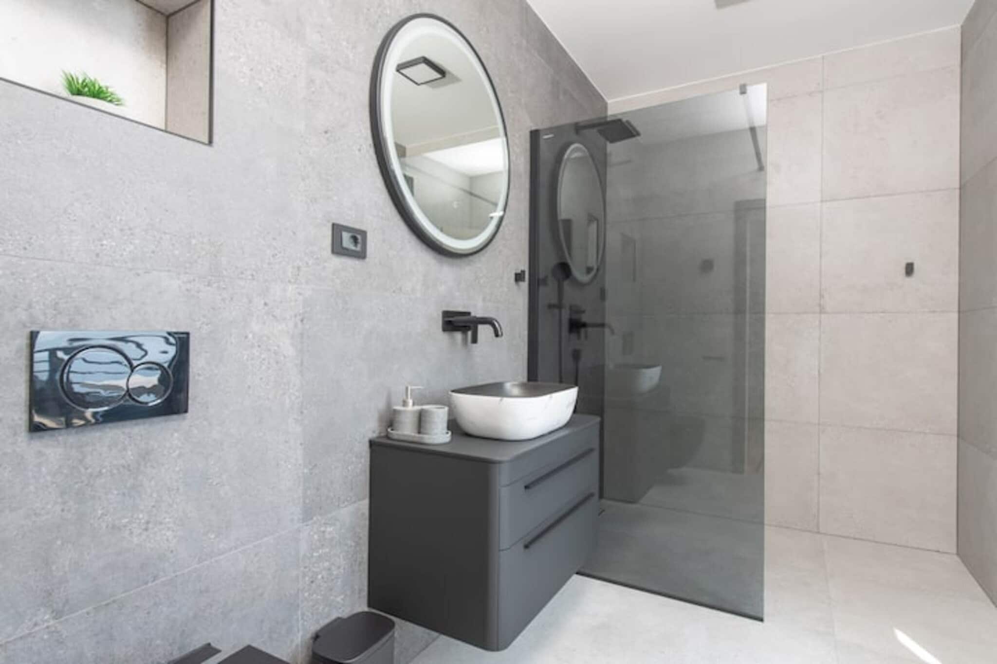 Villa Ivana-Badkamer