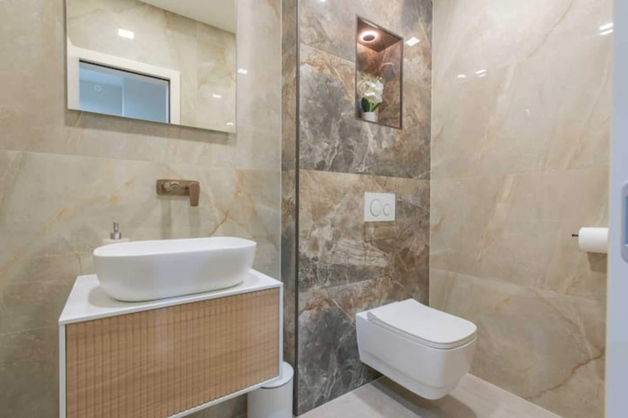 Villa Ivana-Badkamer