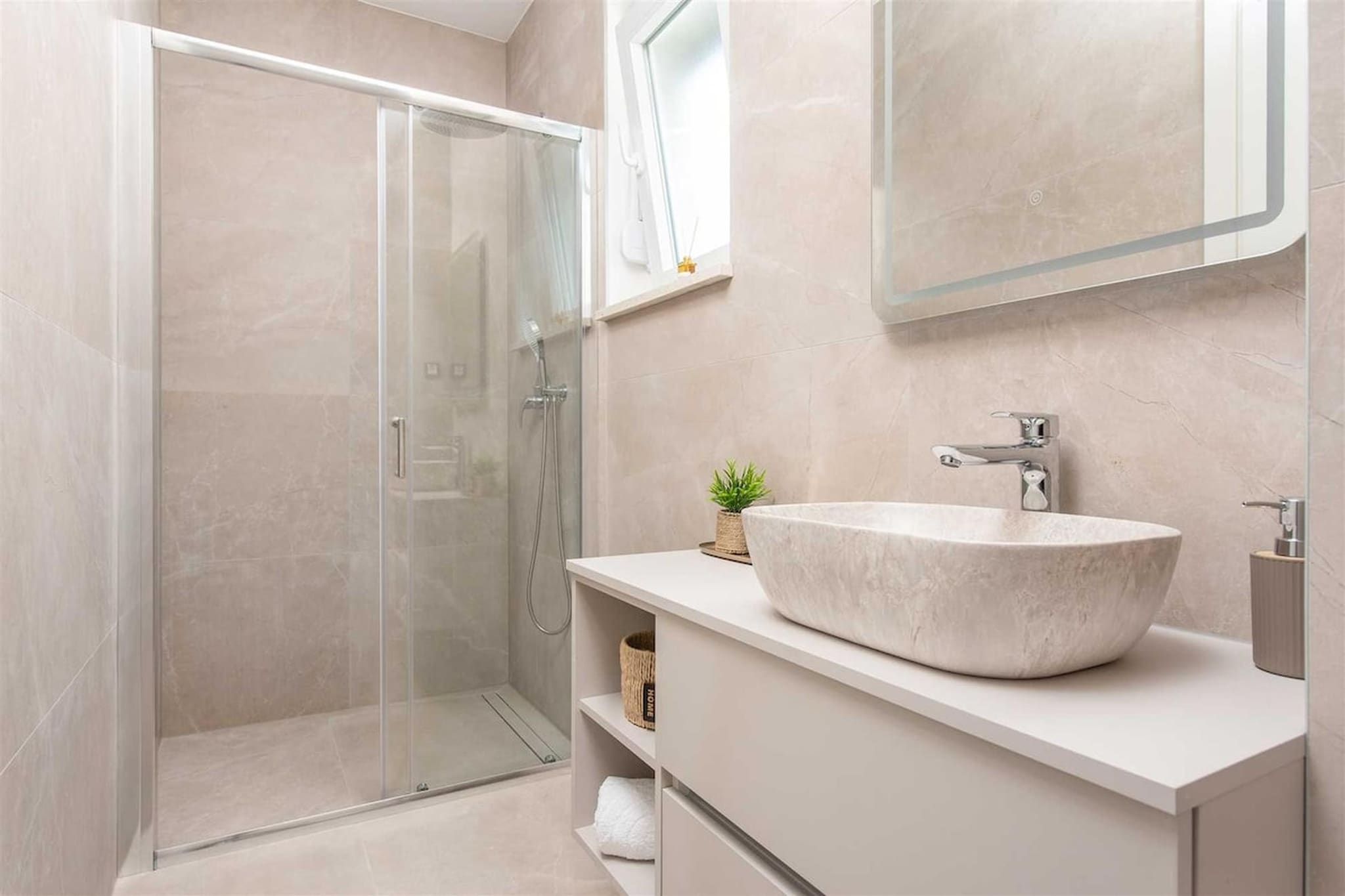 VILLA VISTA VINEA-Badkamer