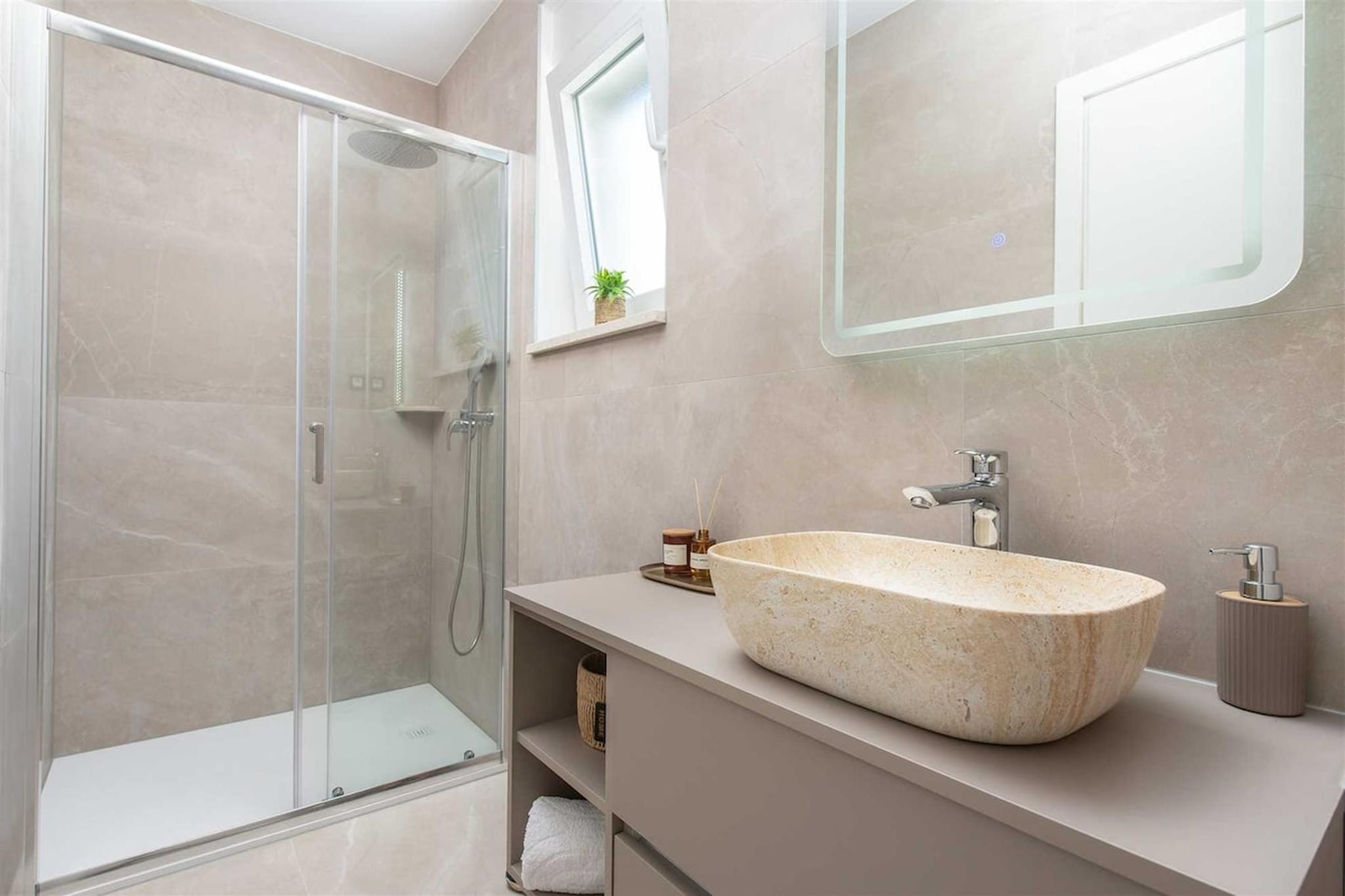 VILLA VISTA VINEA-Badkamer