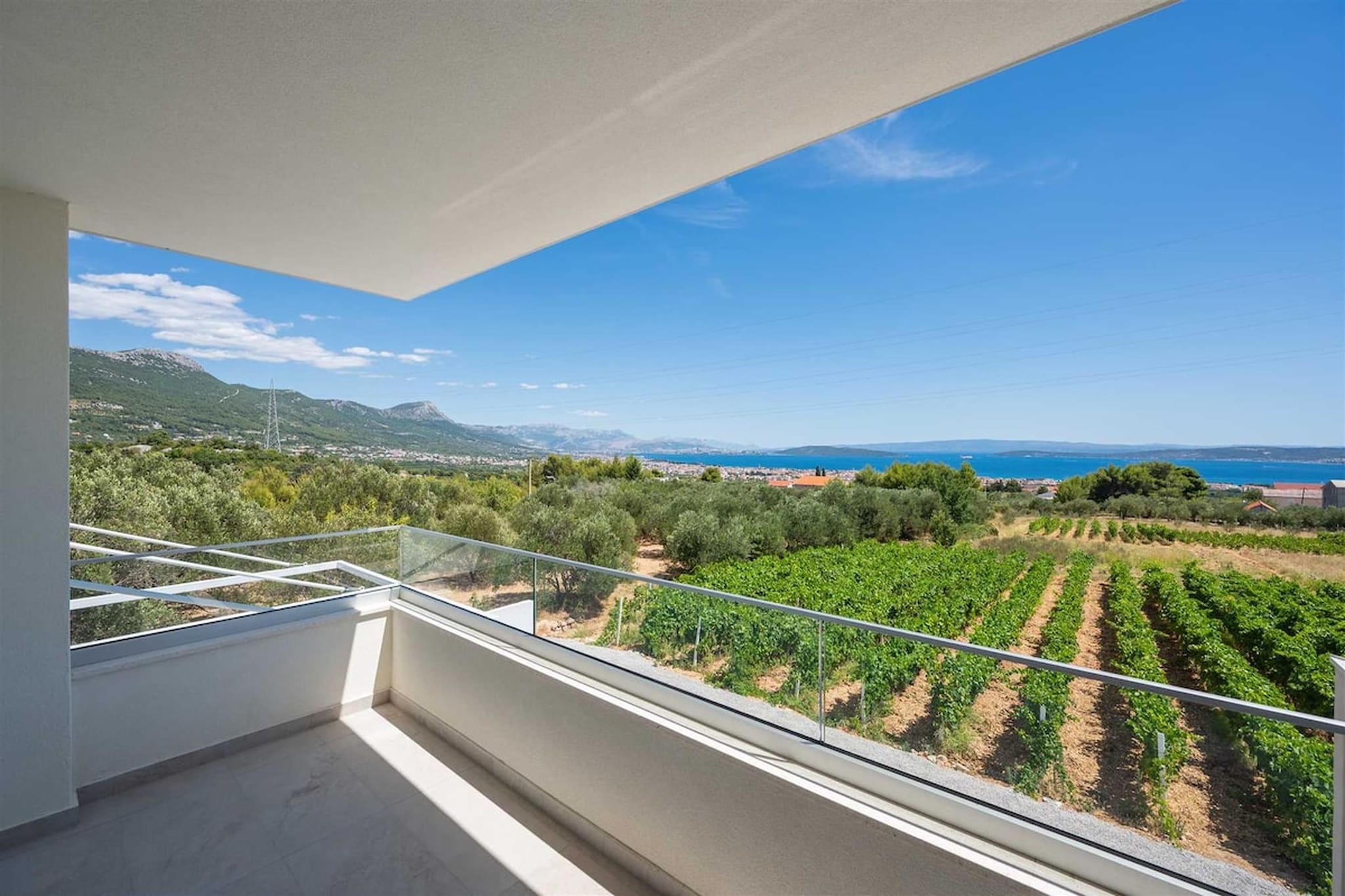 VILLA VISTA VINEA-Uitzicht zomer