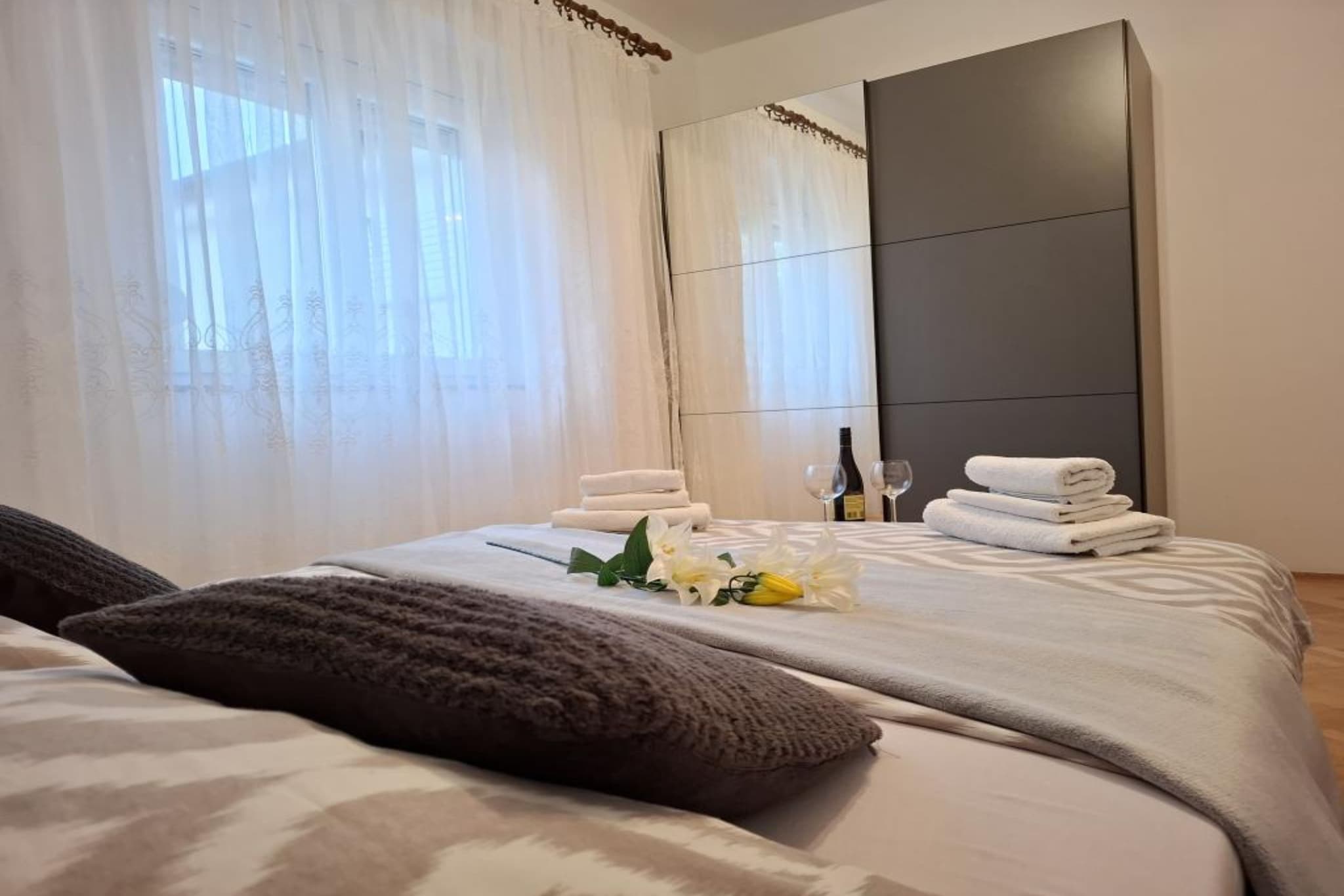 Apartments Tomislav - Superior Two Bedroom Apartment with Terrace and Sea View