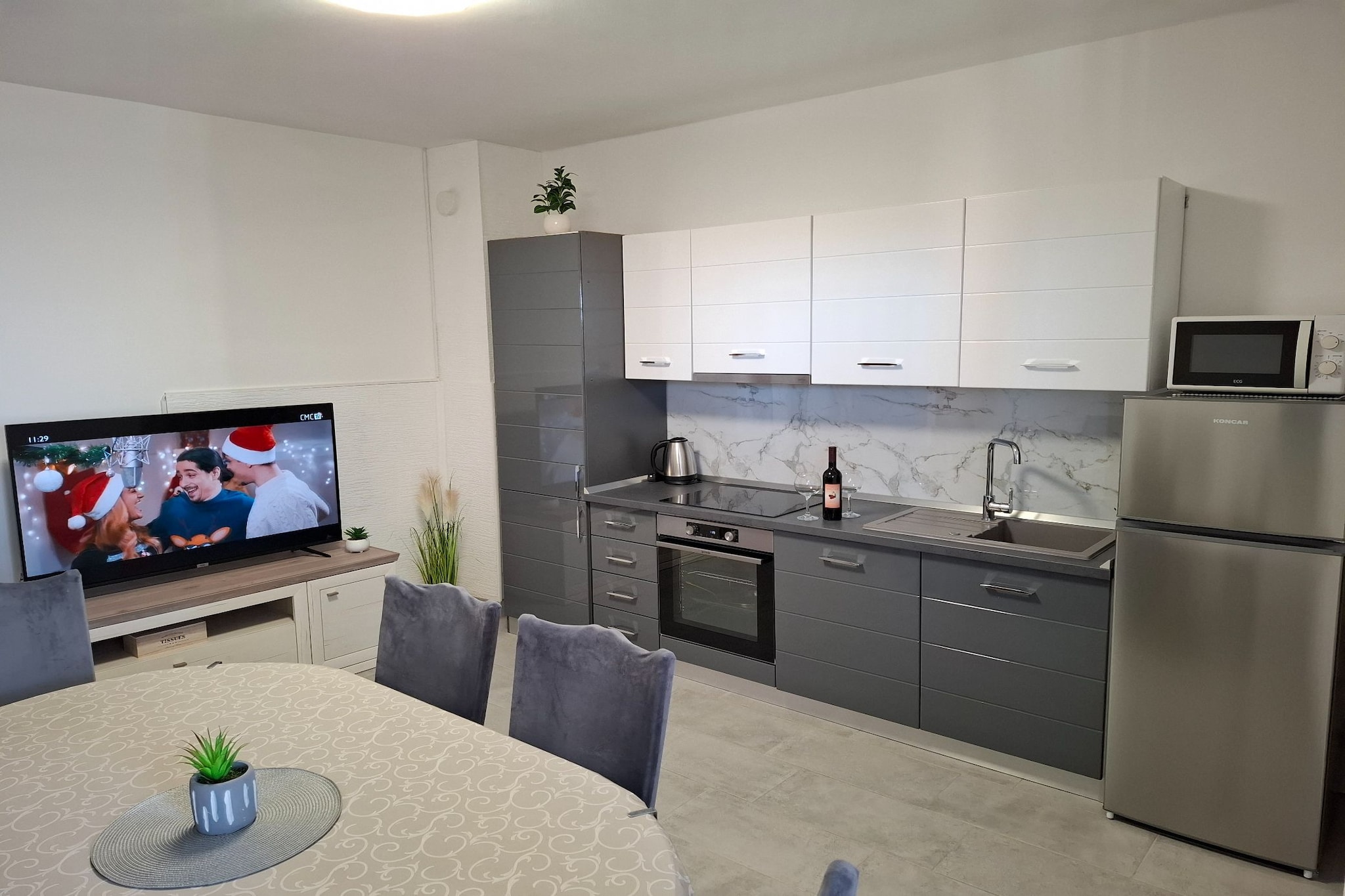 Apartments Tomislav - Superior Two Bedroom Apartment with Terrace and Sea View