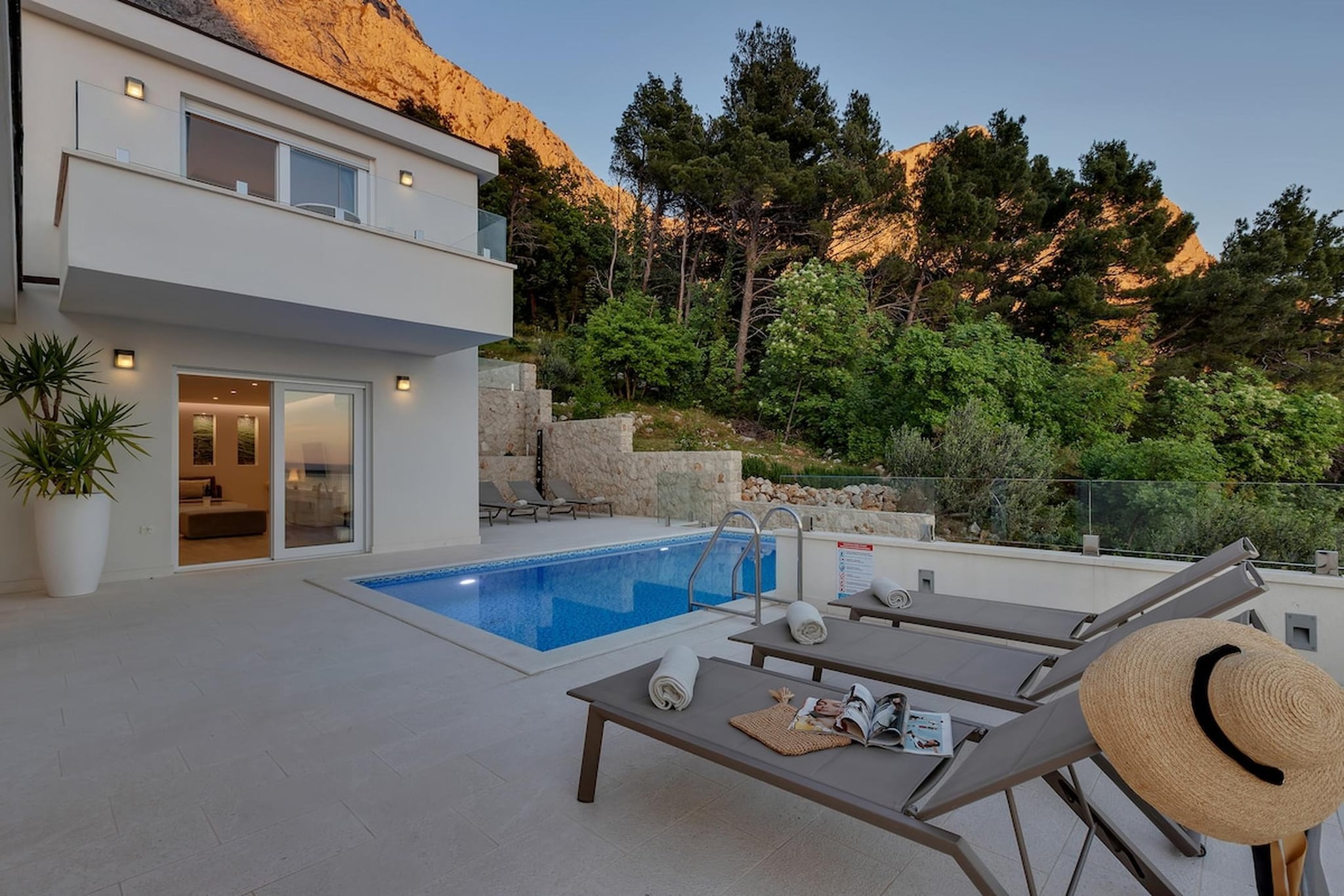 VILLA PRESTIGE-Zwembad