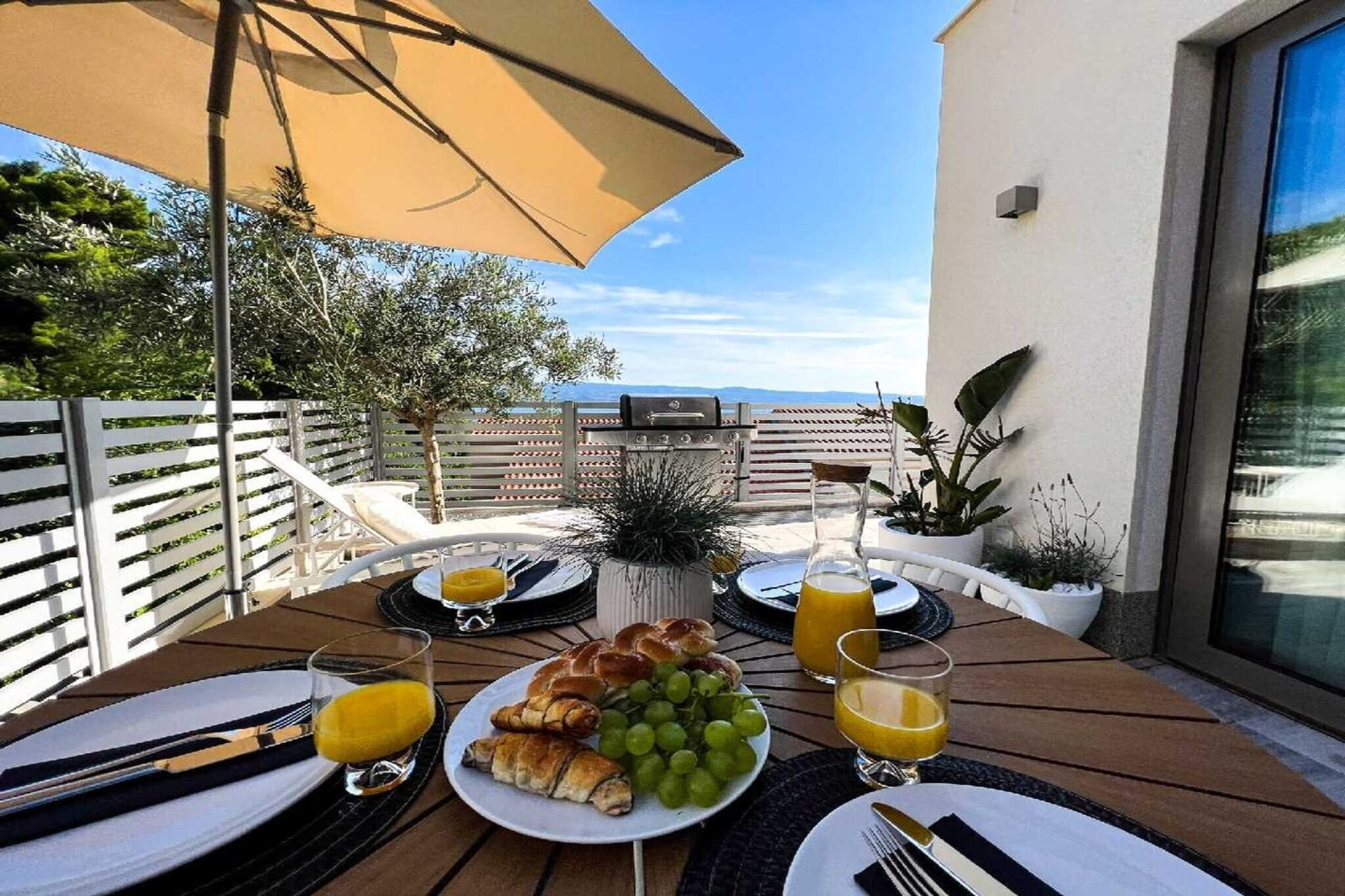 Villa Oneum – APT Mare-Terrasbalkon