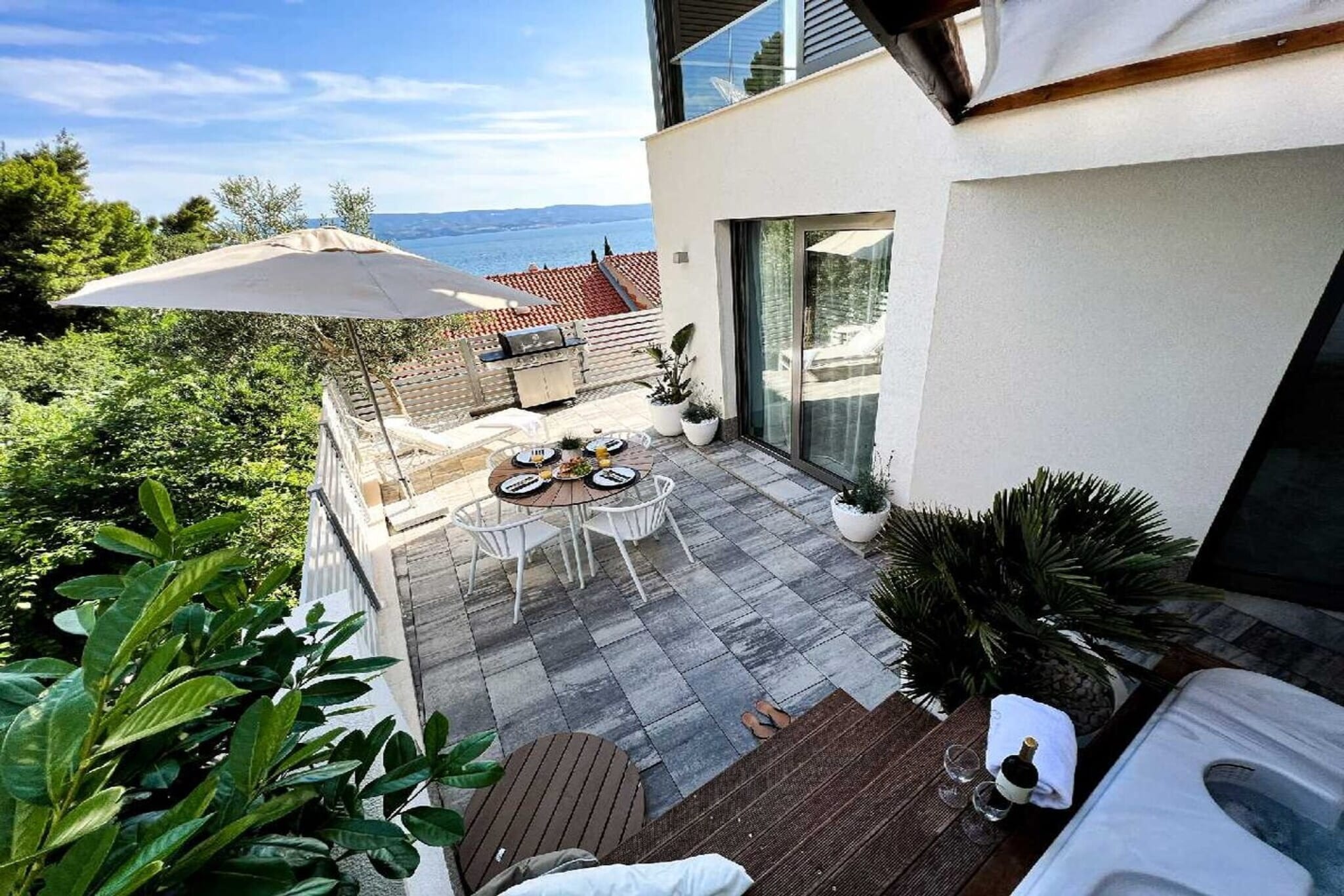 Villa Oneum – APT Mare-Terrasbalkon