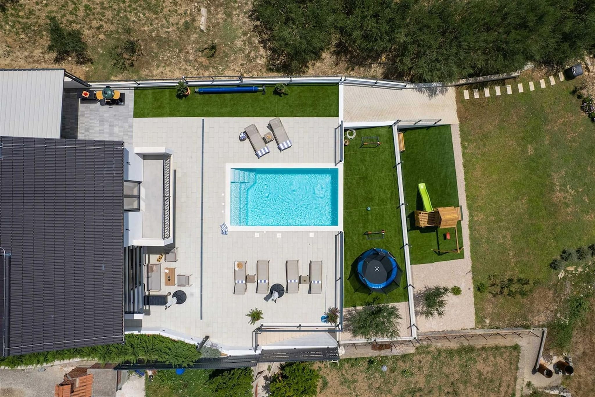 Villa Nacle-Außenbereich Sommer