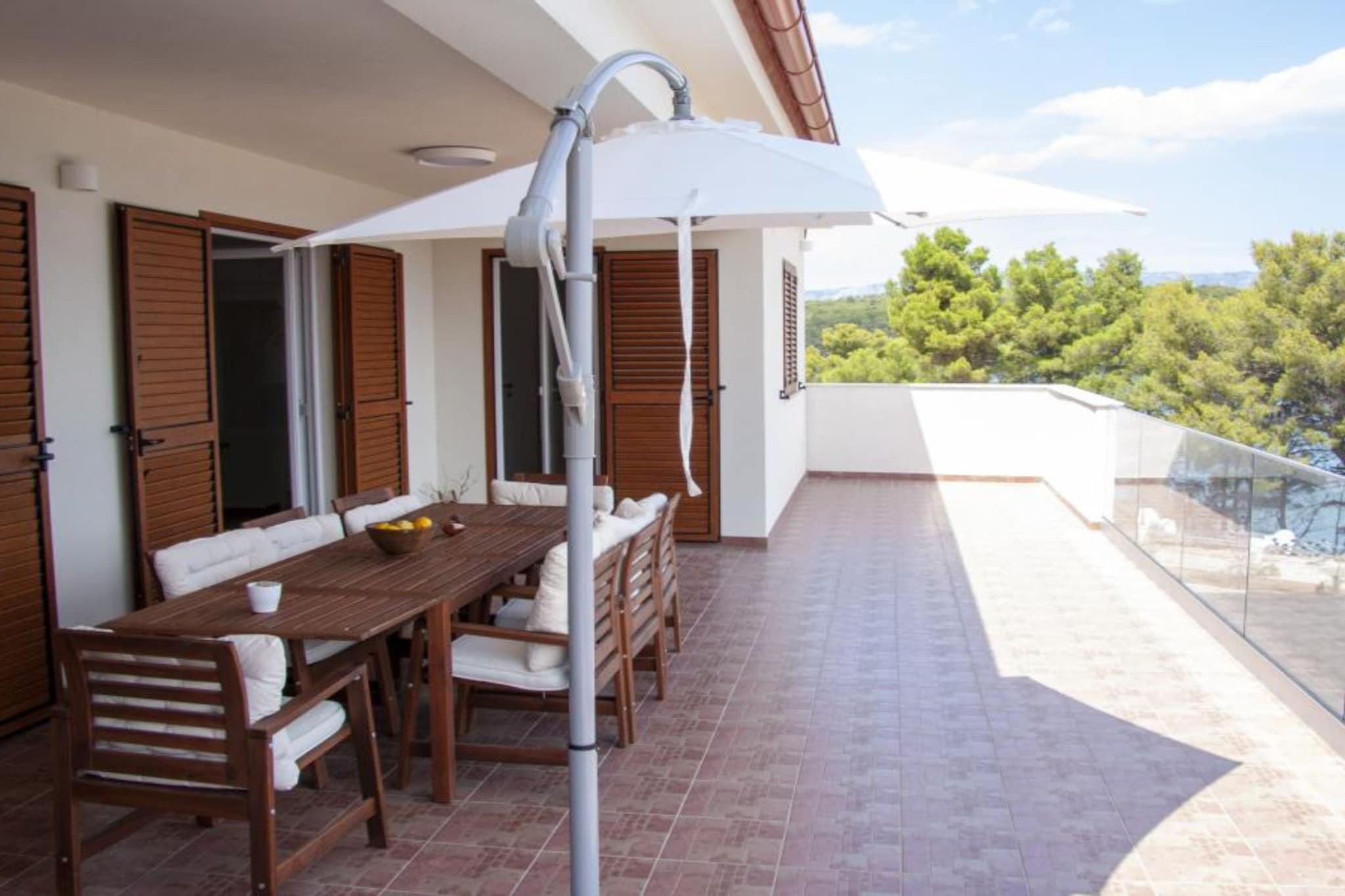Casa Bel Mare - Three Bedroom Holiday Home With Balcony and Sea View