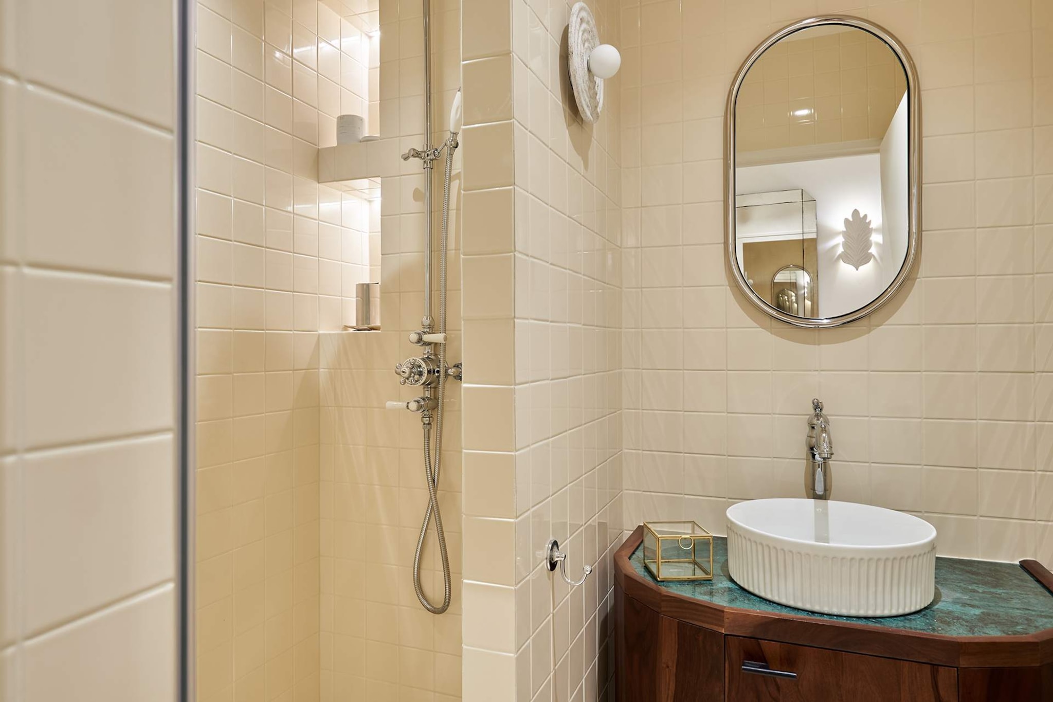 TURENNE 85-Niet-getagd