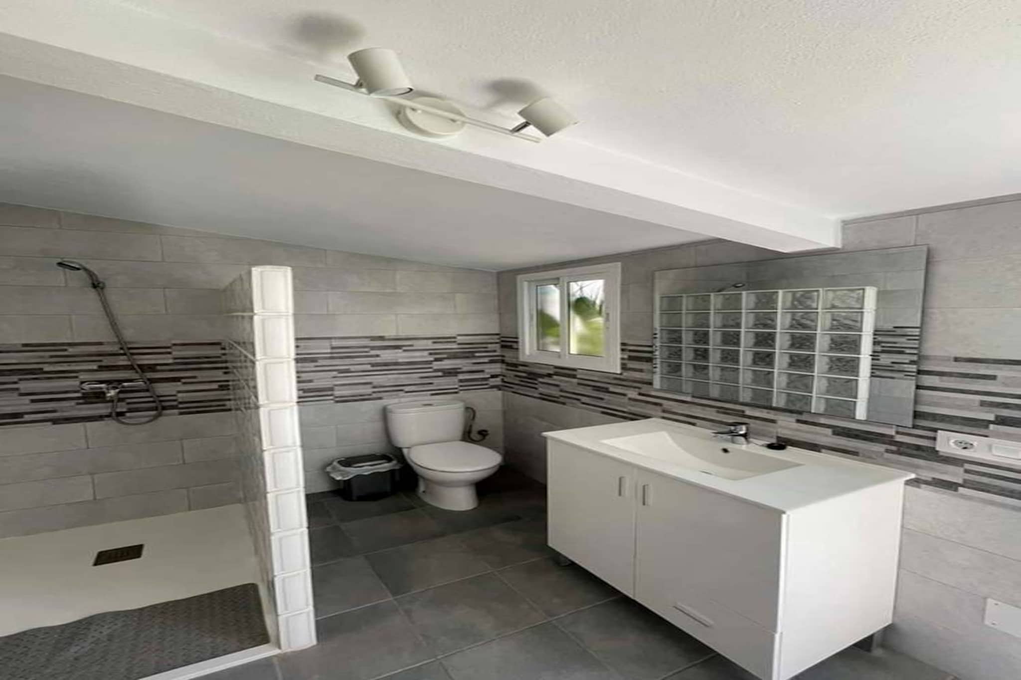 Paola -Casa huerto-Badkamer