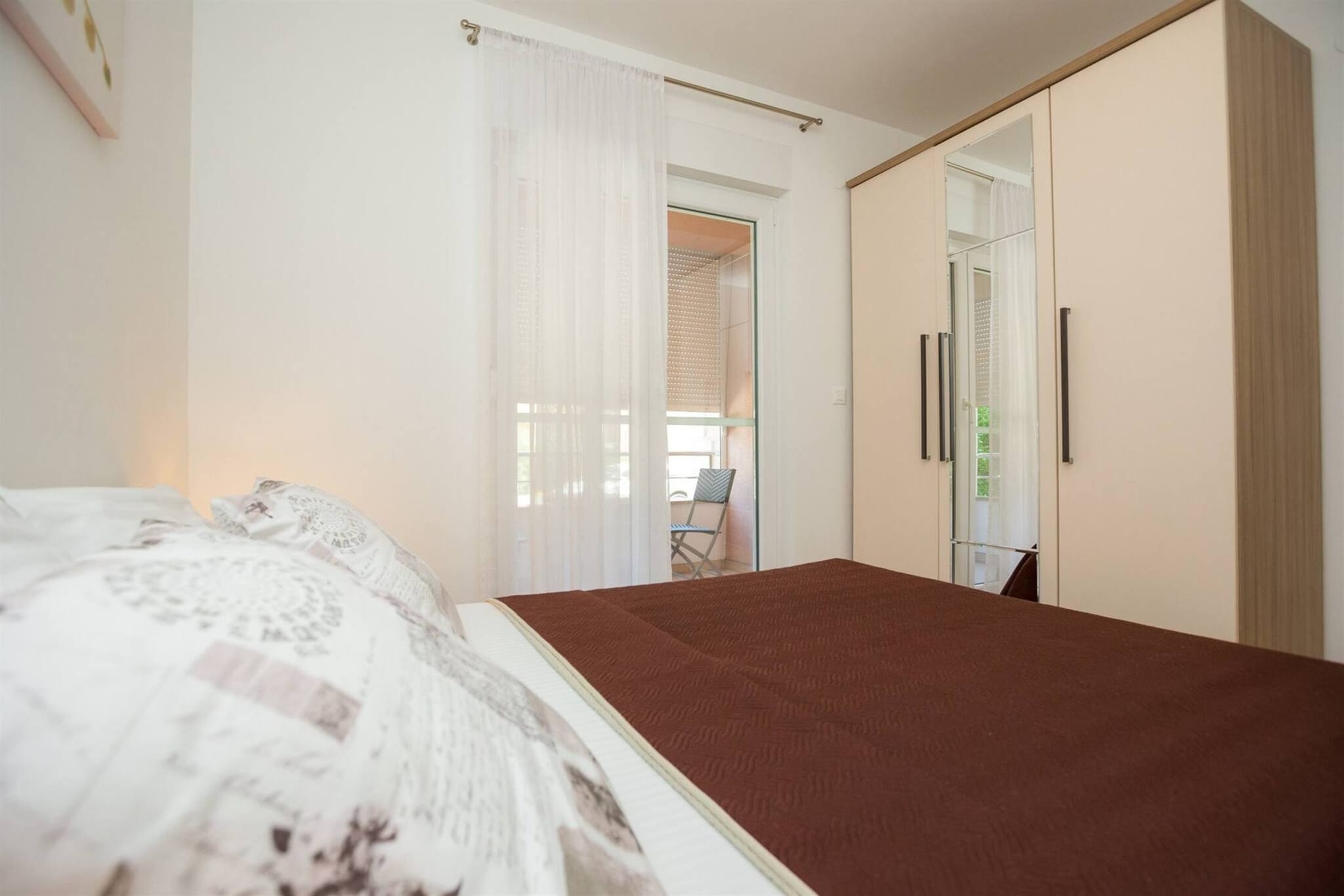 Apartment ViGo with private pool-Slaapkamer