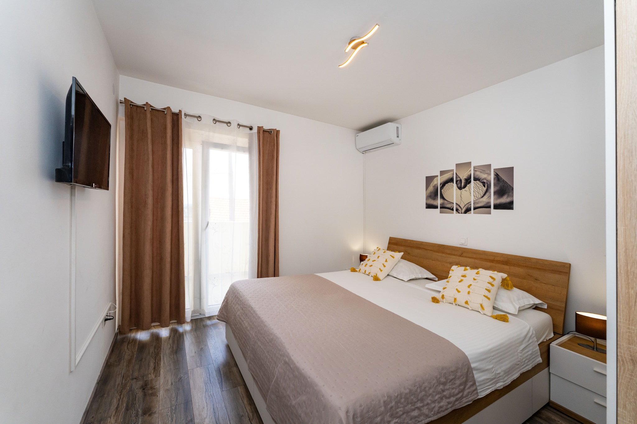 Sea view apartment Klara